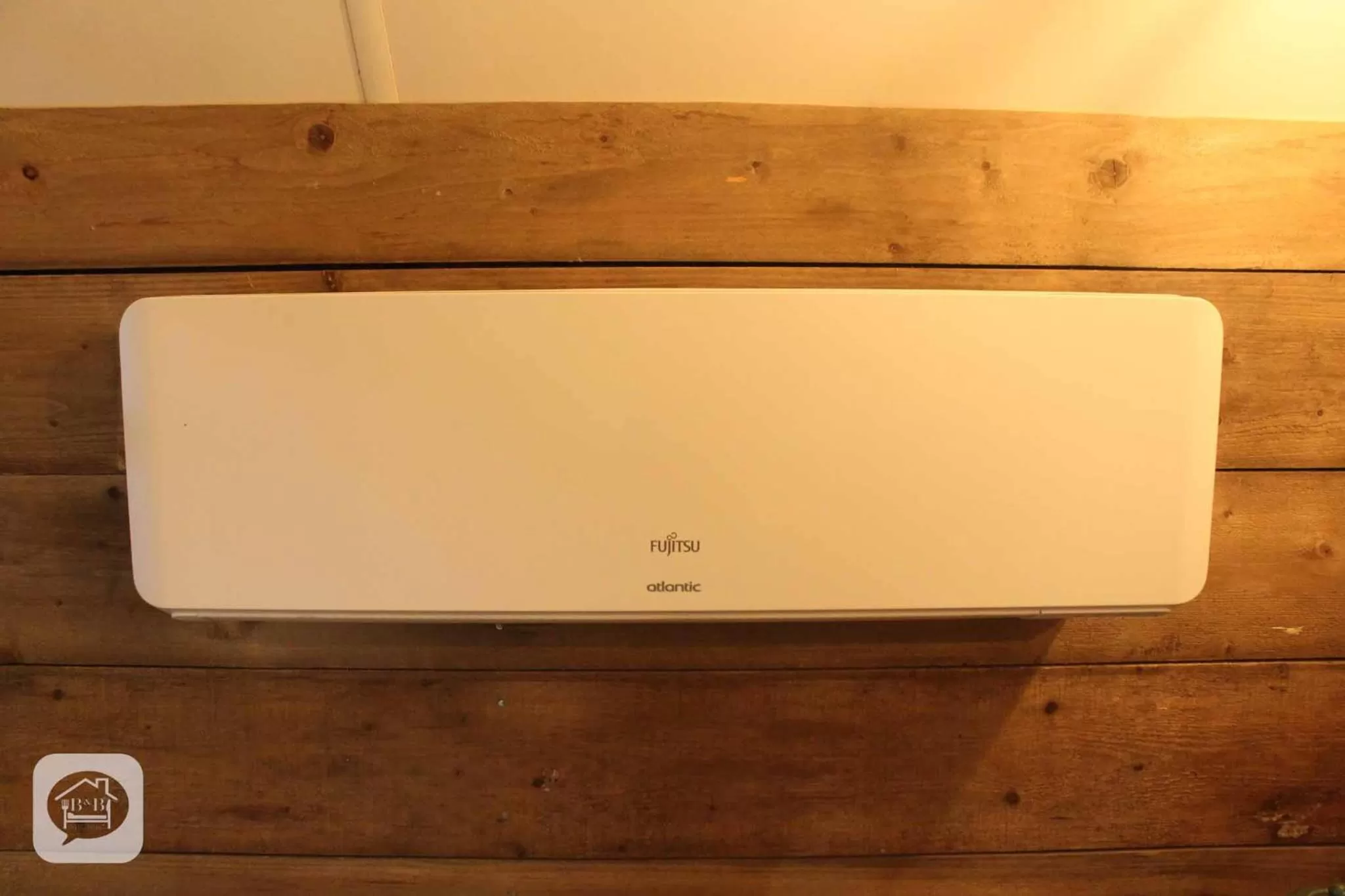 air conditioner in Villa Pats