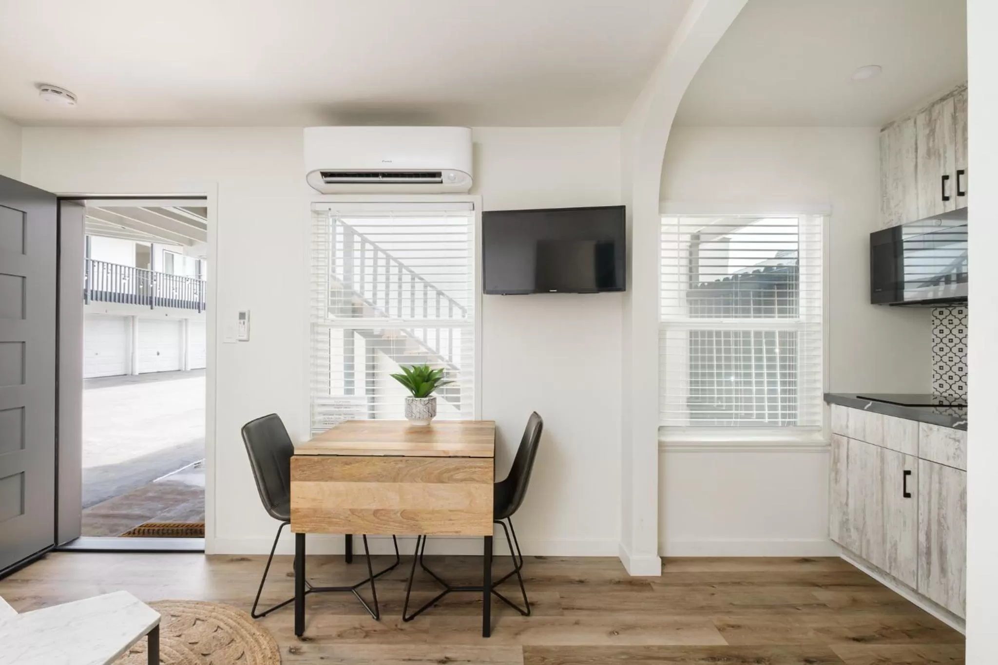 Kitchen or kitchenette in The Marbella