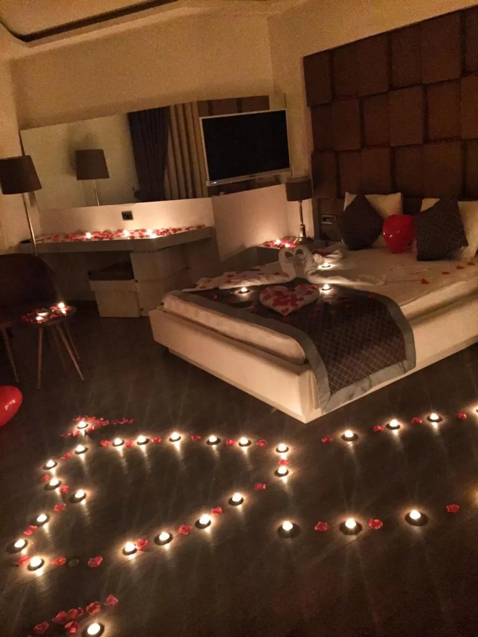 Restaurant/places to eat, Bed in Elips Royal Hotel & SPA