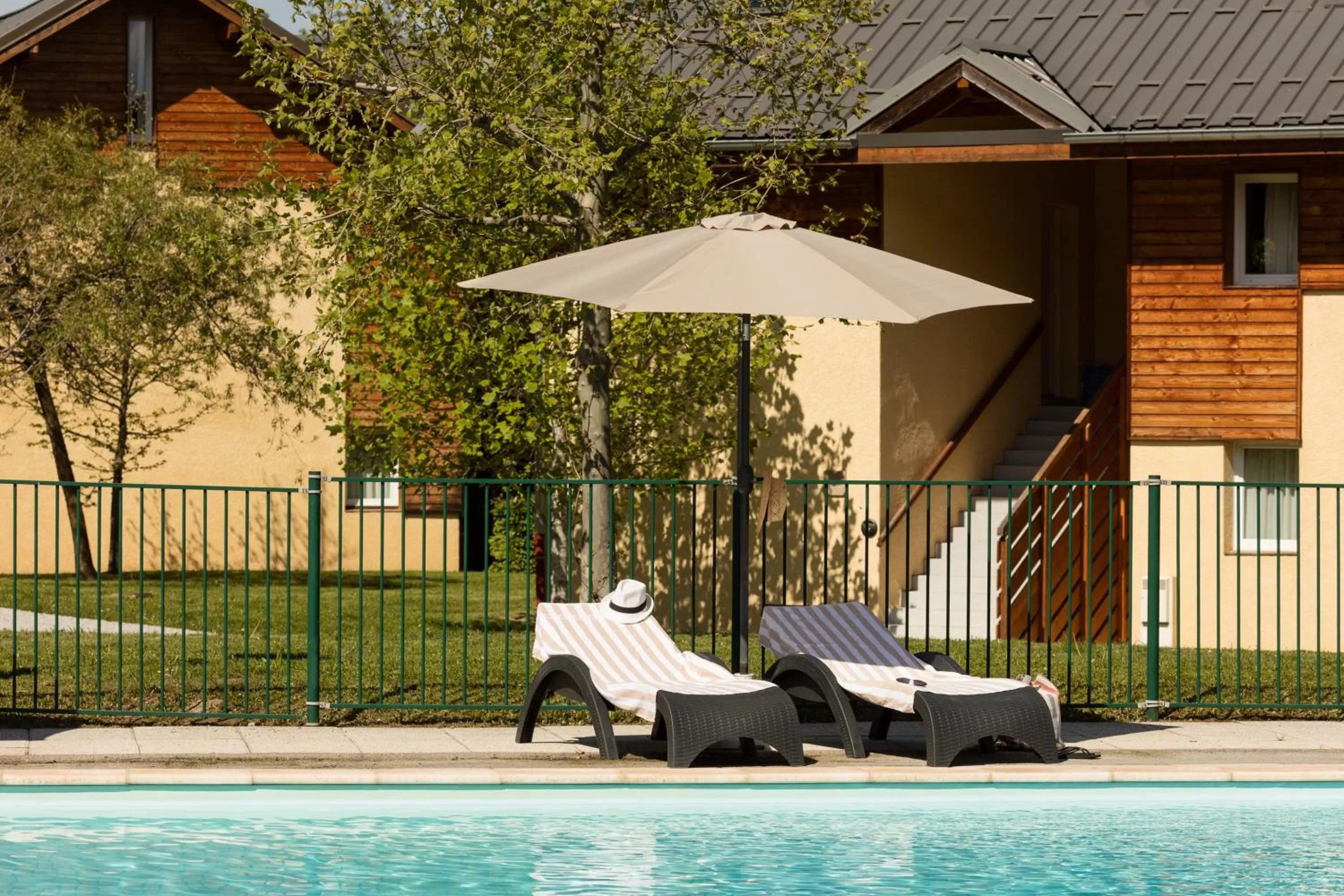 Swimming pool in Garden & City Evian - Lugrin