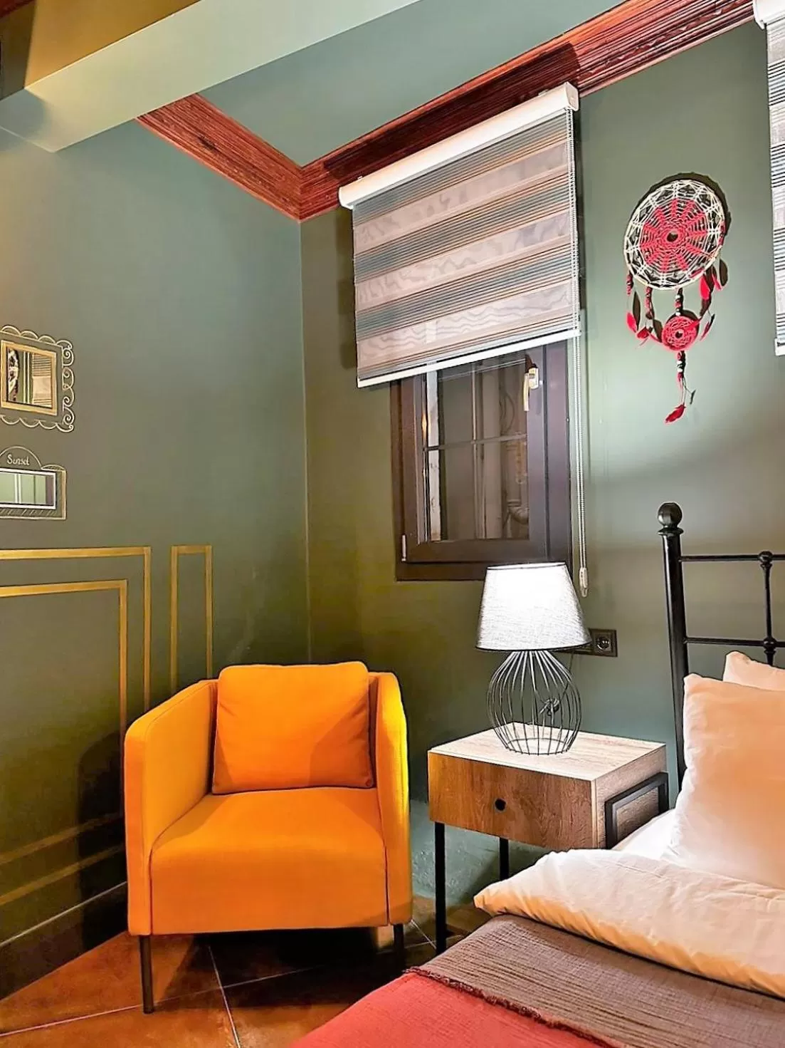 Seating area, Bed in Sunset Hotel Marmaris