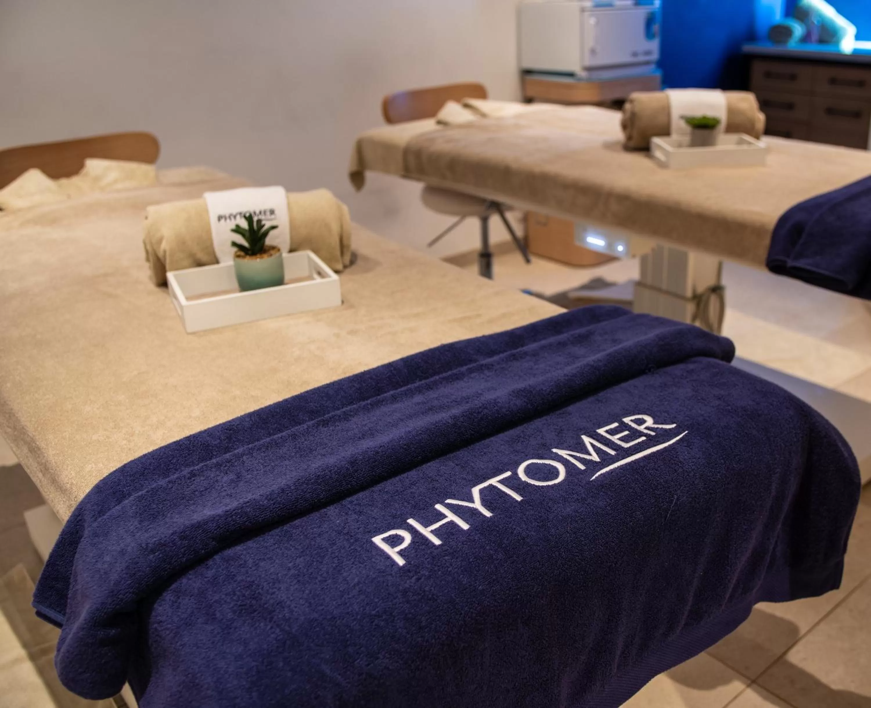 Massage, Bed in Mercure Avignon Gare TGV