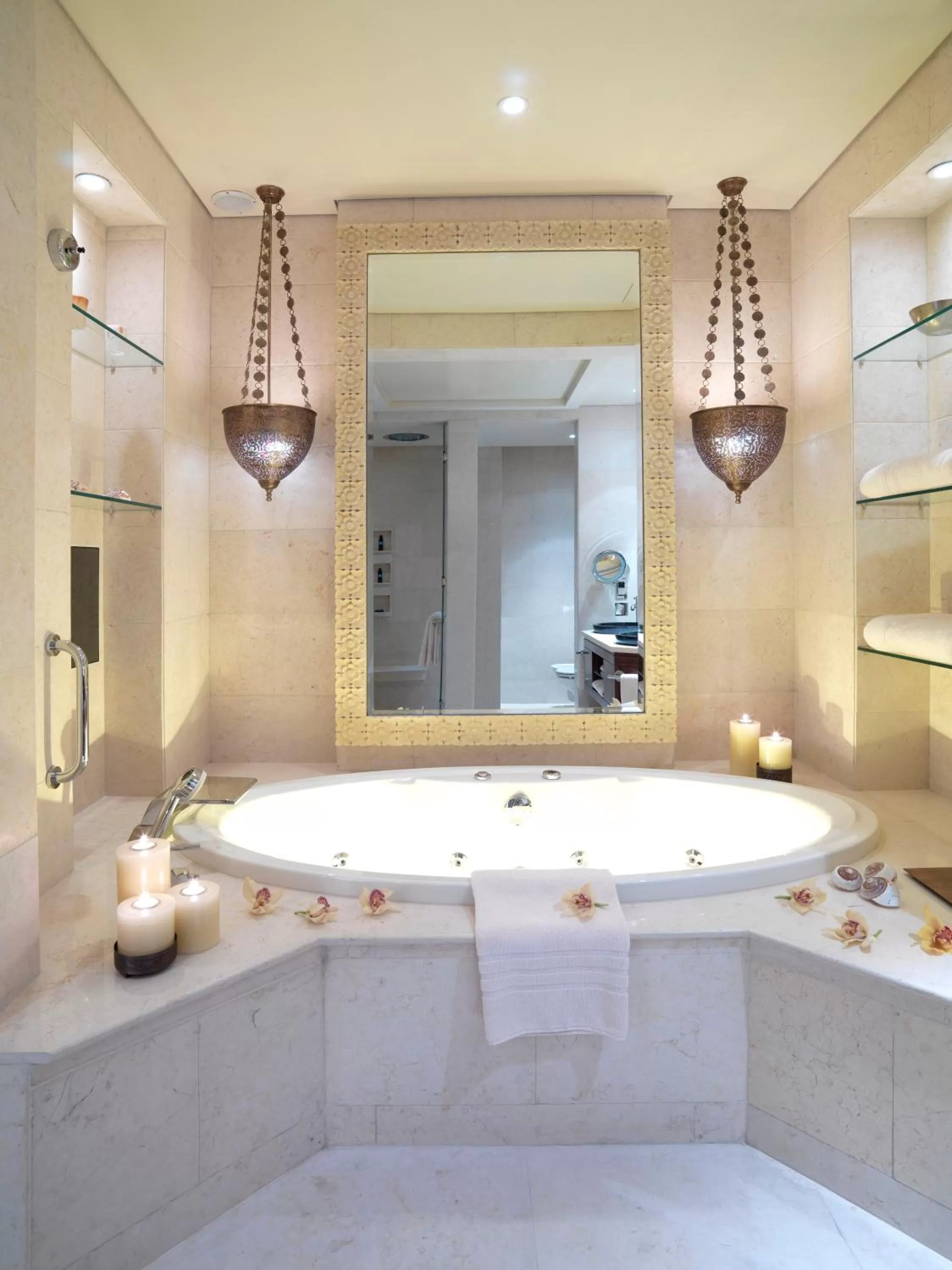 Bathroom in Raffles Dubai