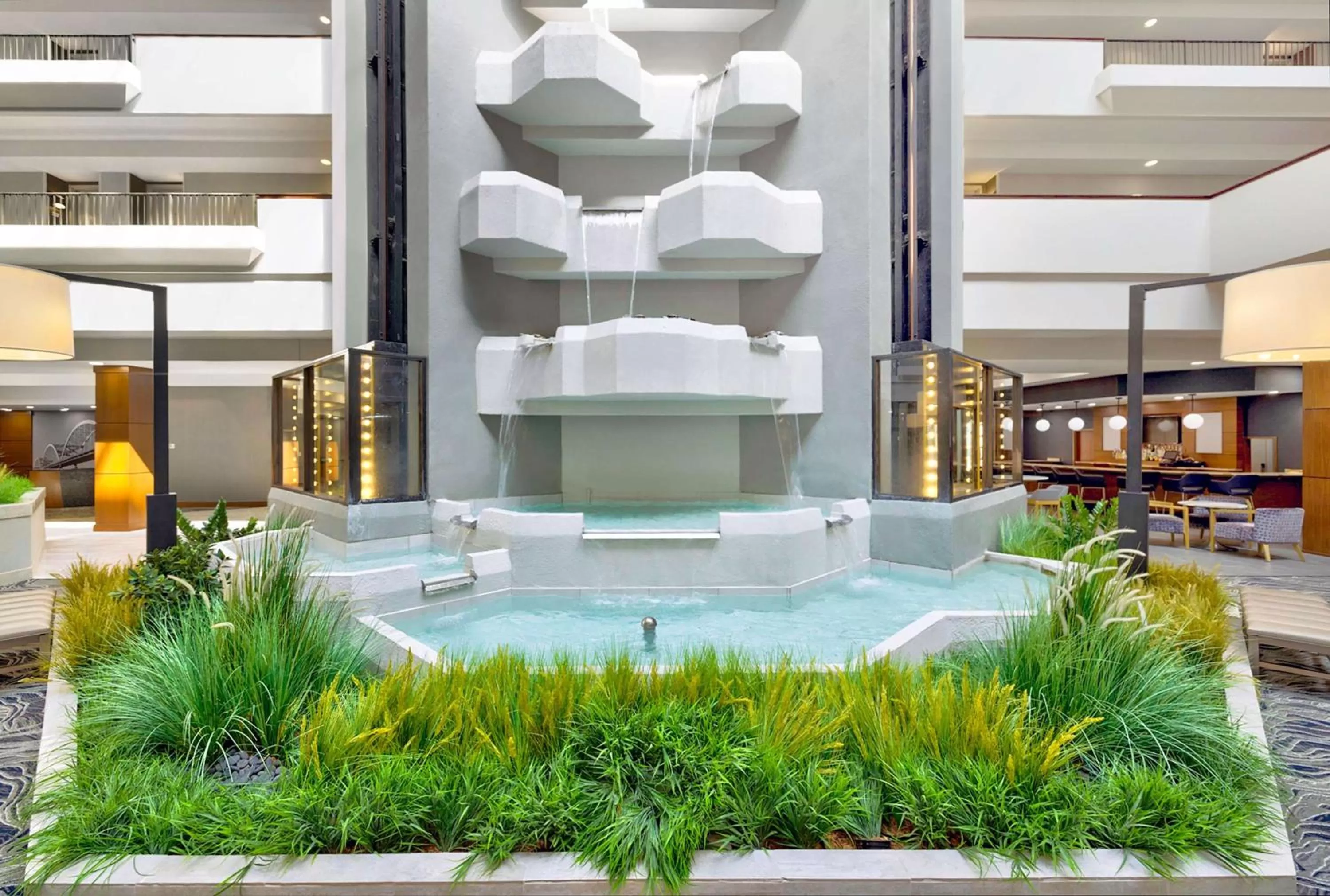 Lobby or reception in DoubleTree by Hilton Davenport