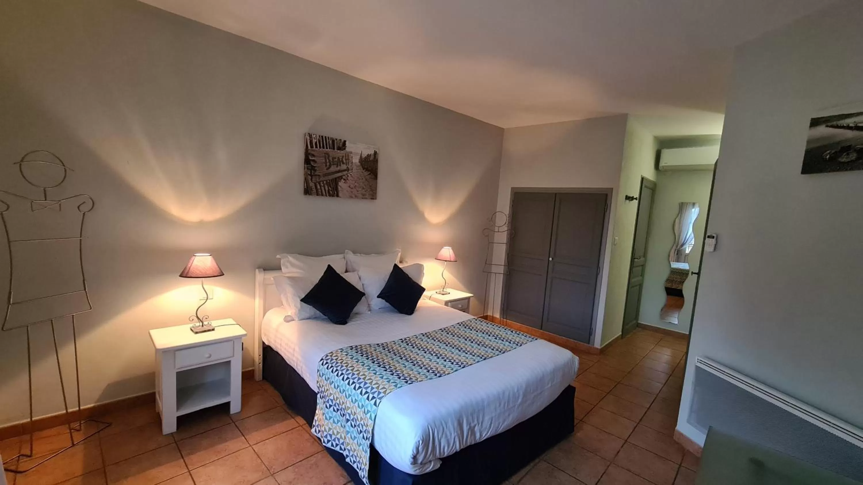 Photo of the whole room, Bed in Logis Hôtel La Bastide Saint Bach