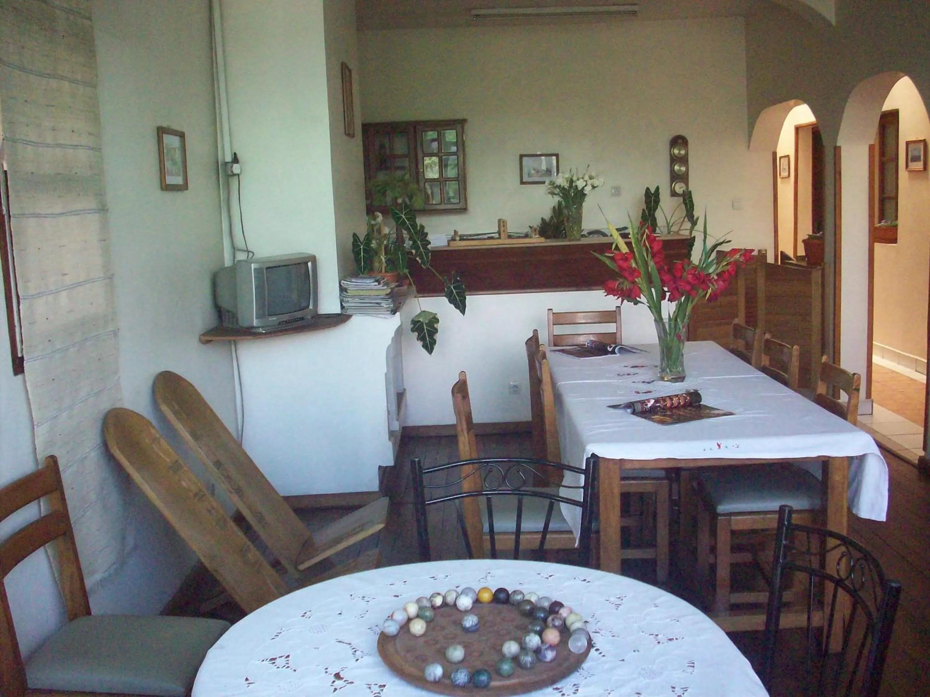 Communal lounge/ TV room in TANA-JACARANDA