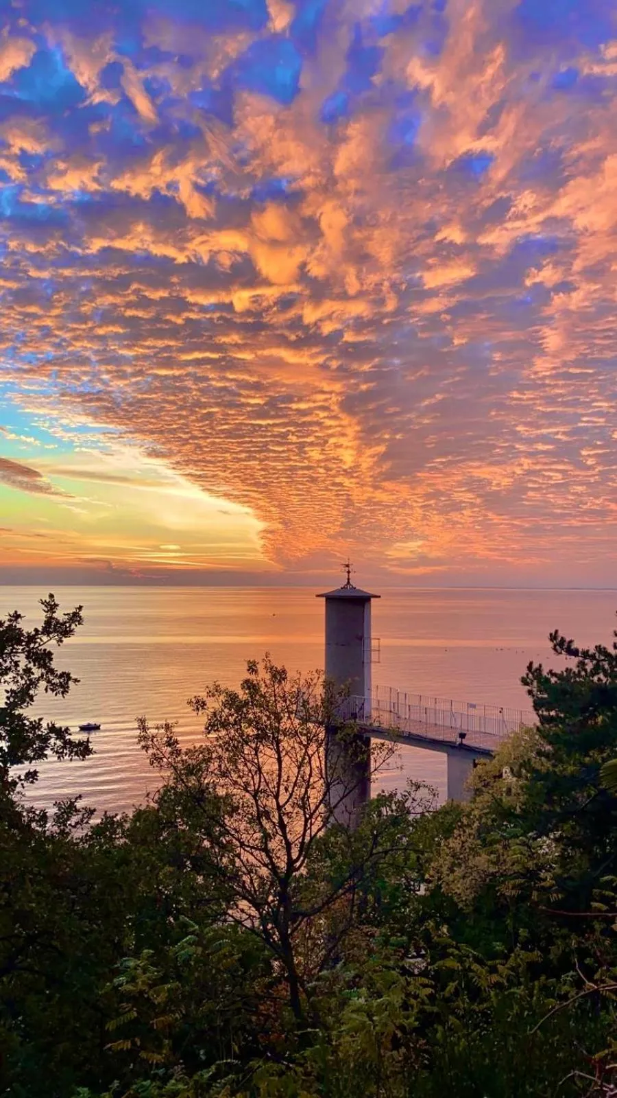 Hotel Riviera & Maximilian's