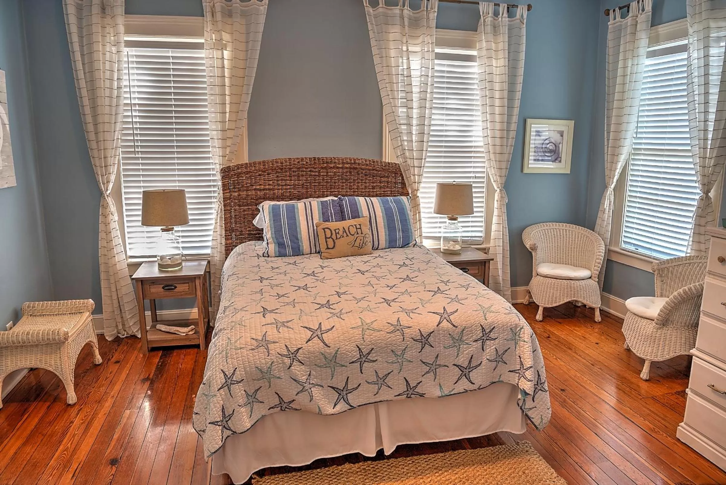 Bed in Open Gates Bed & Breakfast