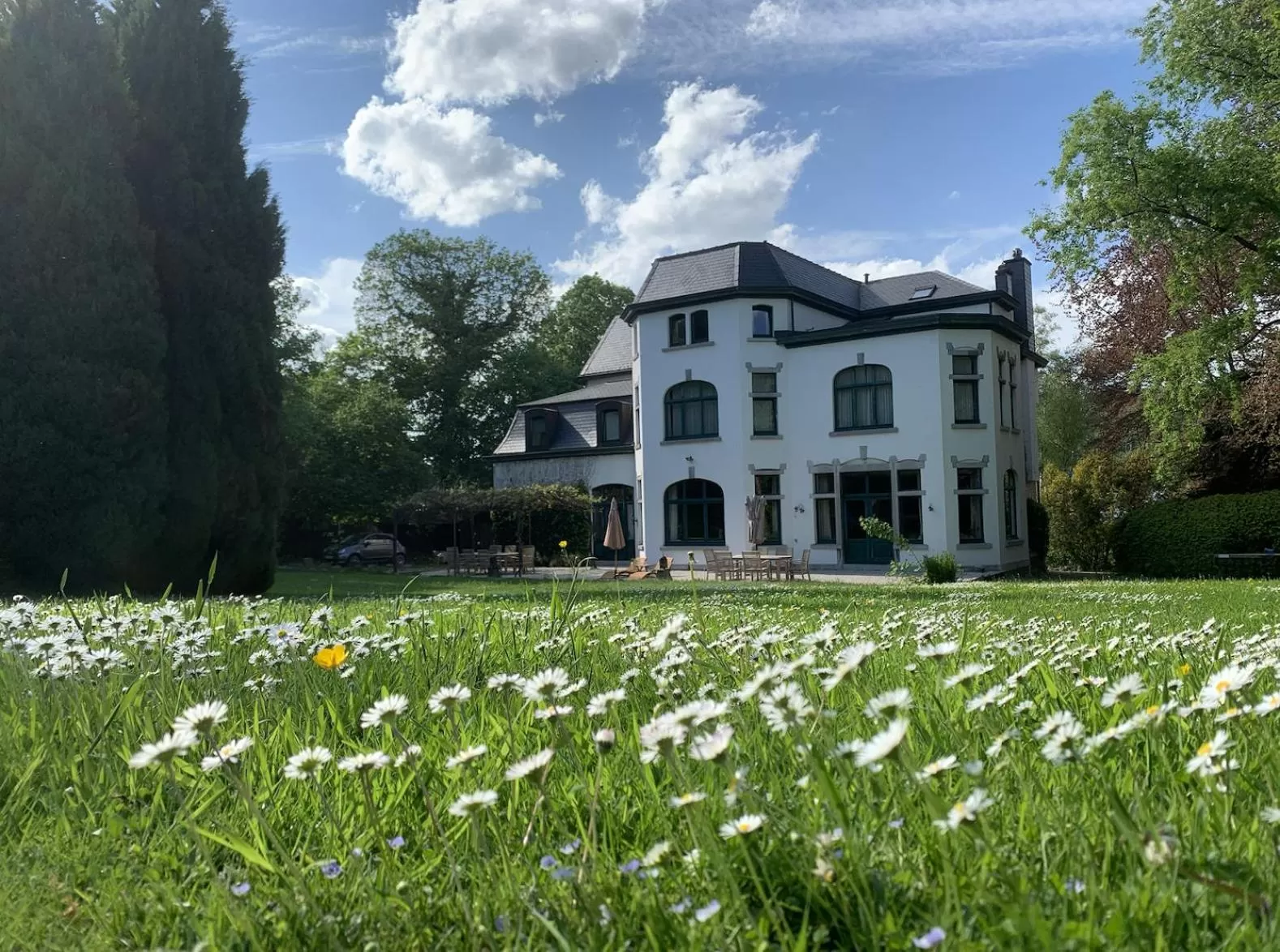 Garden in L'Étape Fagnarde - Bed, Breakfast & Sauna