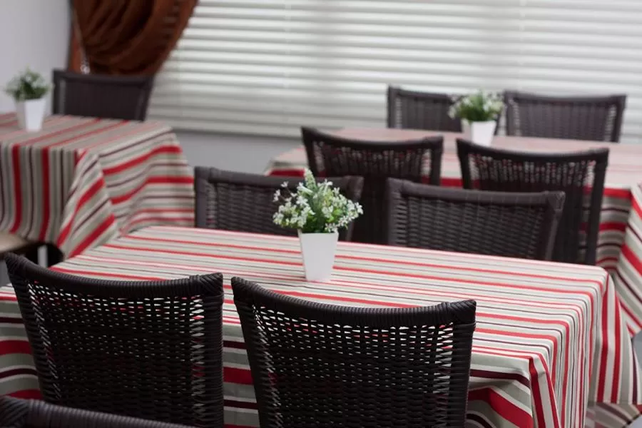 Lounge or bar in Hotel Dois H