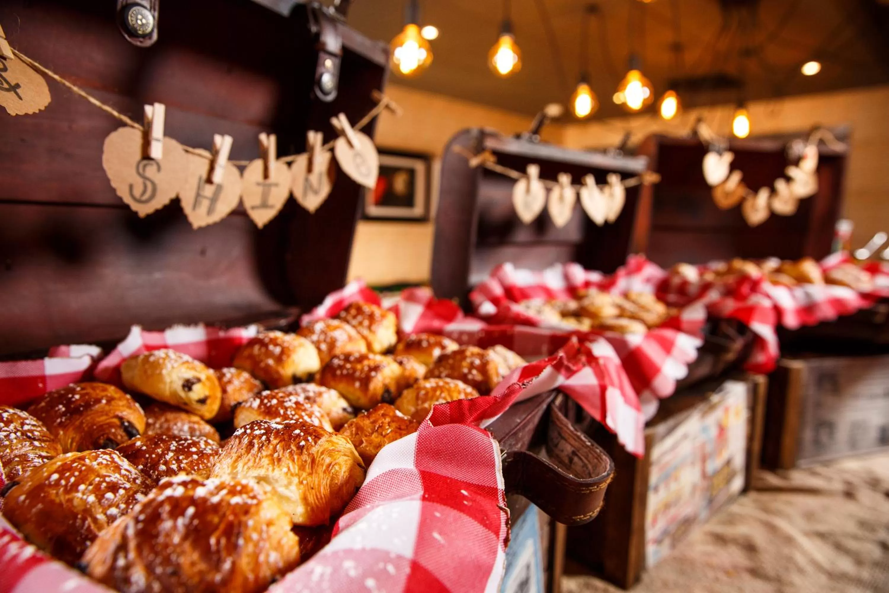 Food and drinks in ibis Styles London Southwark - near Borough Market