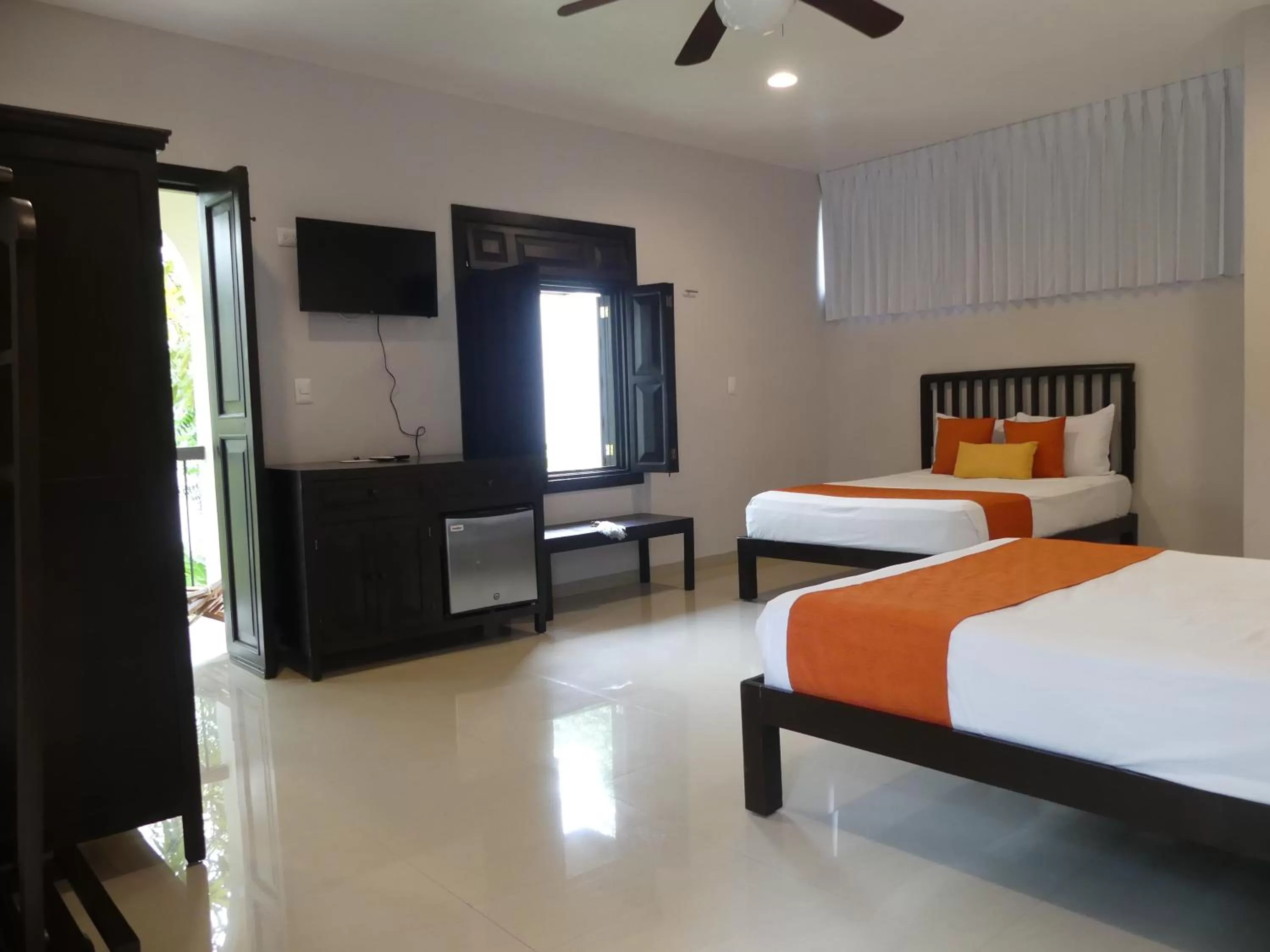 Photo of the whole room, Bed in Casa Valladolid Boutique Hotel