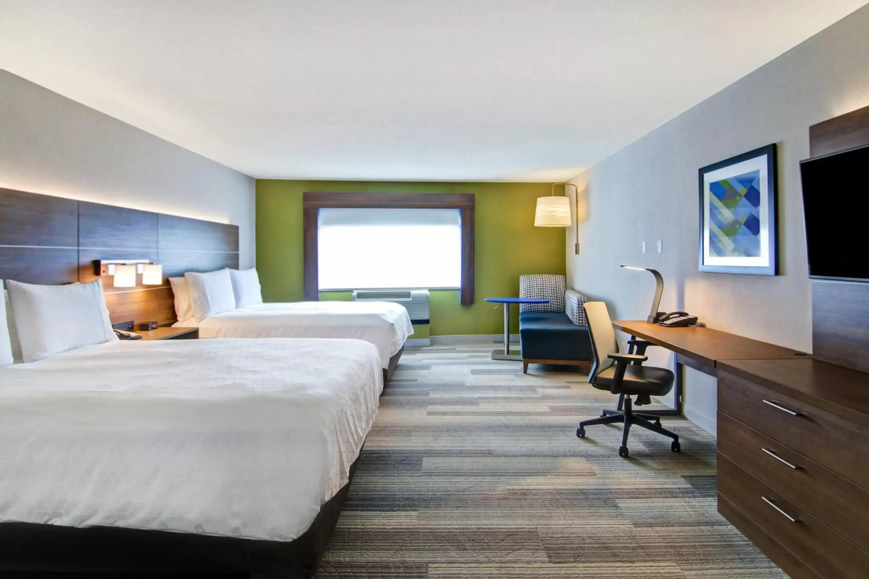 Standard Queen Room with Two Queen Beds and Mobility Accessible Tub in Holiday Inn Express Hotel & Suites Toronto - Markham by IHG Standard Queen Room with Two Queen Beds and Mobility Accessible Tub in Holiday Inn Express Hotel & Suites Toronto - Markham by IHG