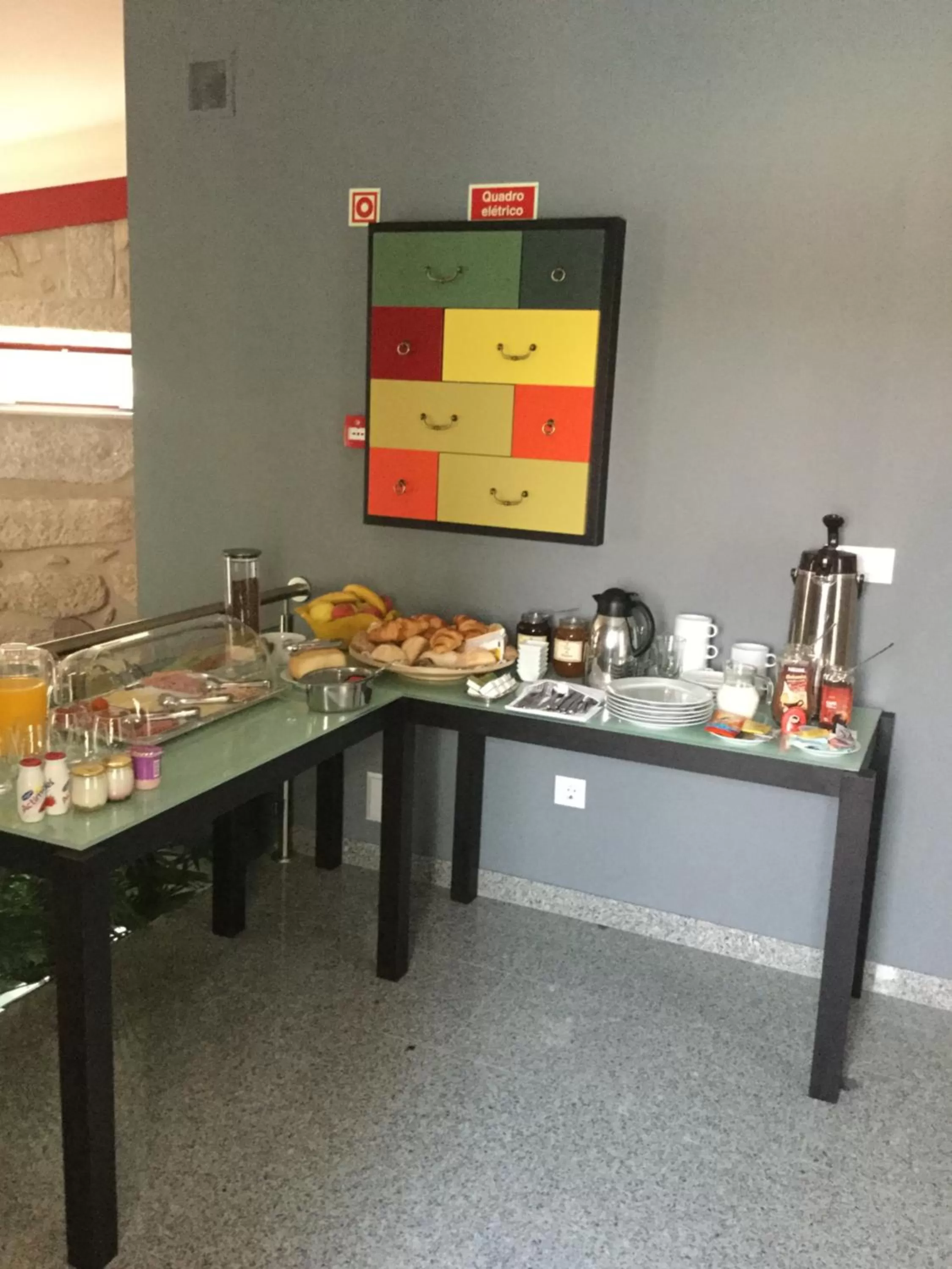 Breakfast, Kitchen/Kitchenette in Casa do Lagar de Tazem