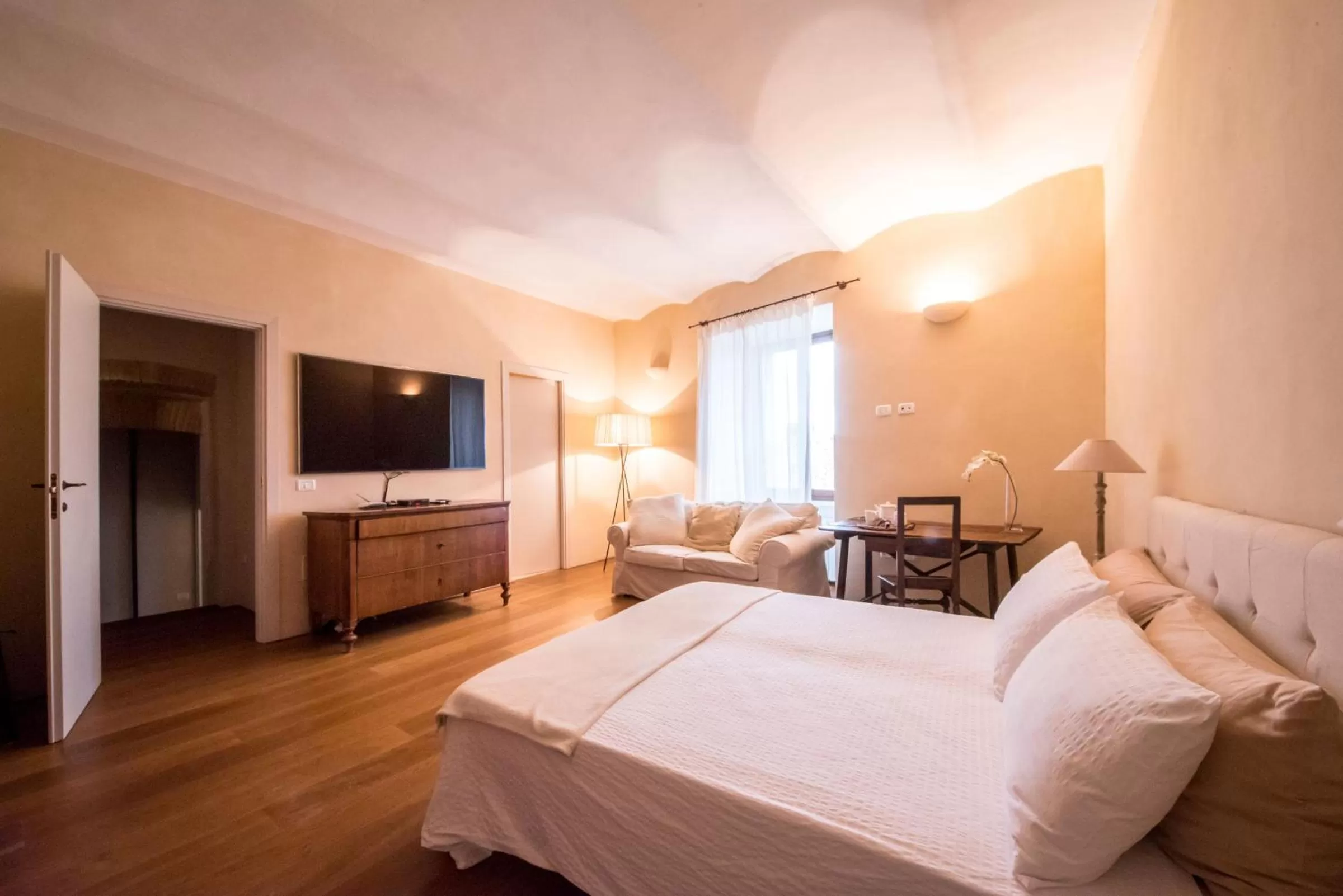 Photo of the whole room, Bed in B&B La Zuppa Inglese