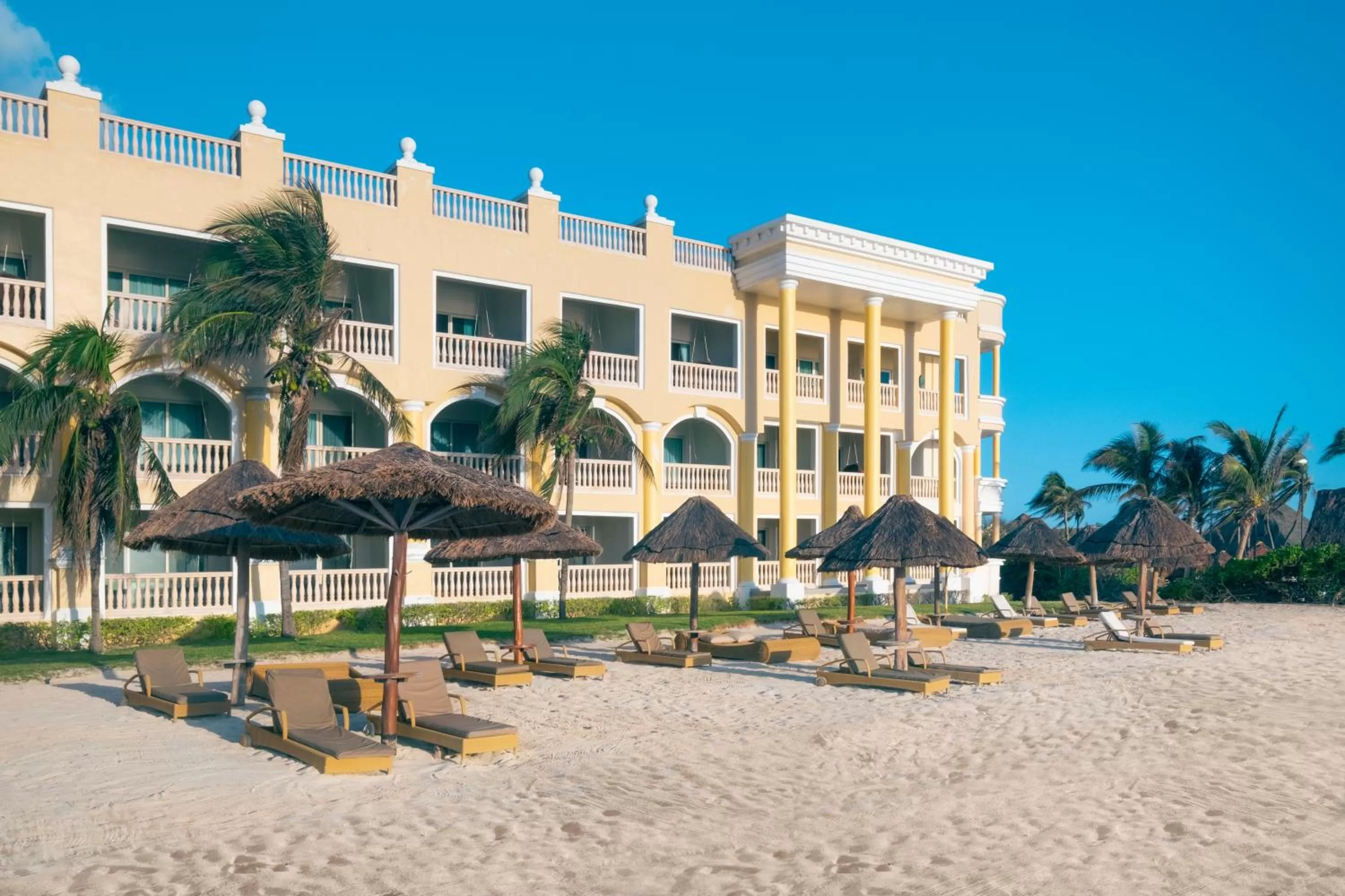 Beach in JOIA Paraiso by Iberostar - Adults Only All Inclusive Resort