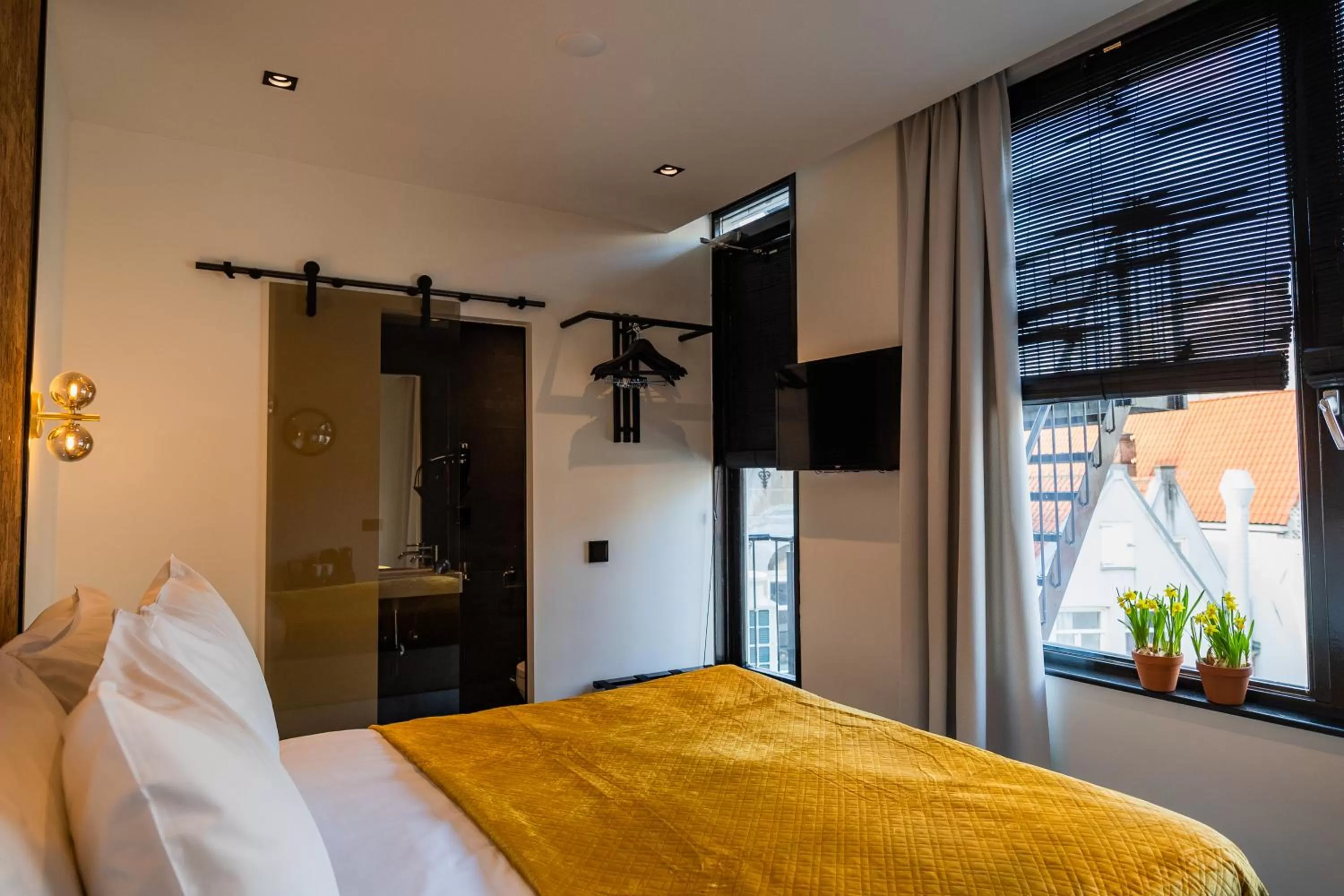 Bedroom, Bed in Sotel Amsterdam Central Station