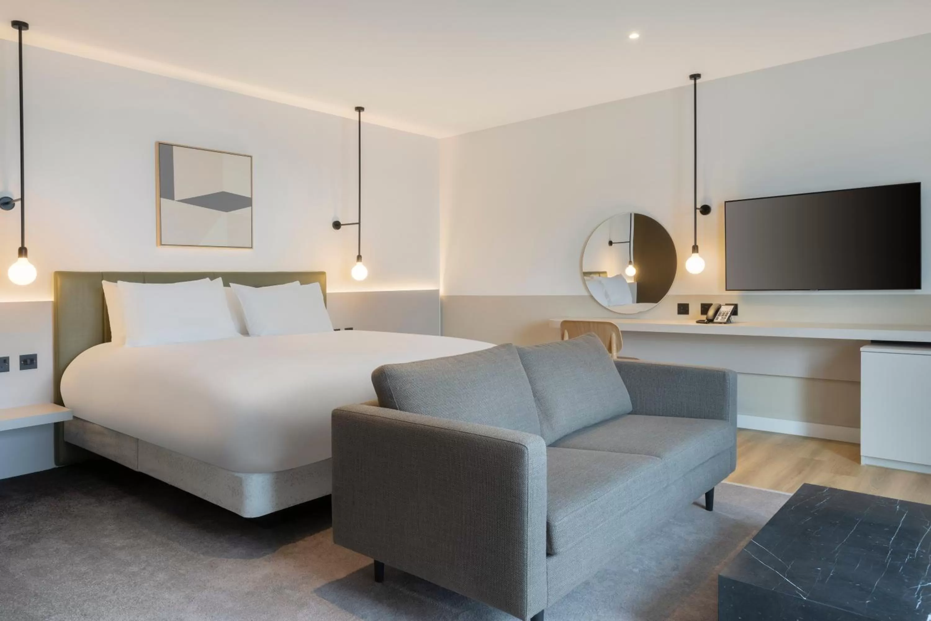 Bedroom, Bed in Leonardo Hotel Manchester Piccadilly