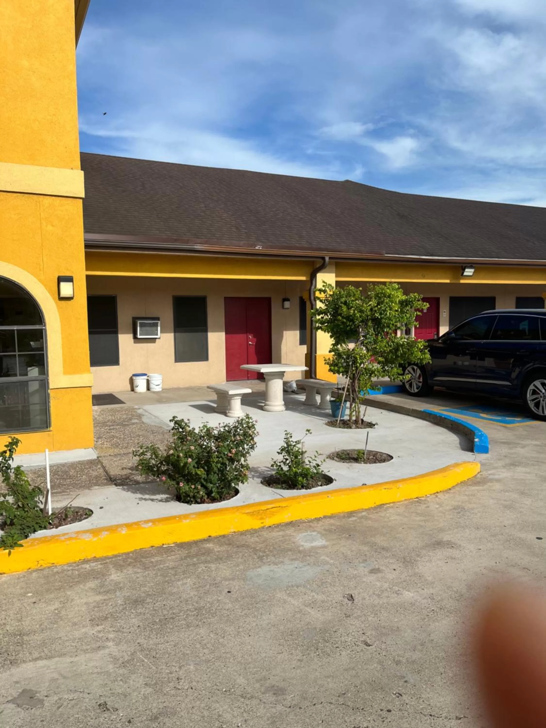 Los Fresnos Inn and Suites