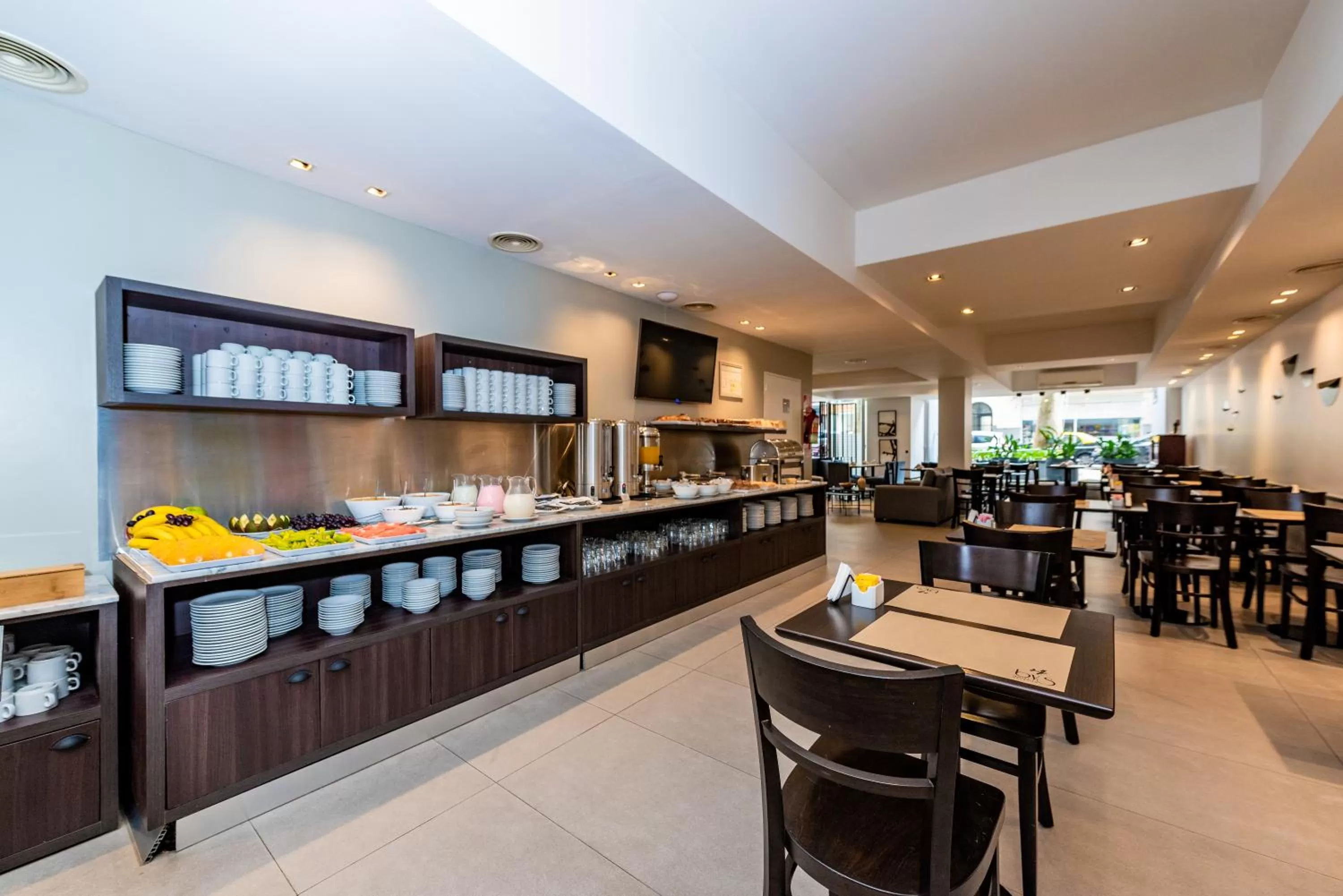 Breakfast in Hotel Bys Palermo