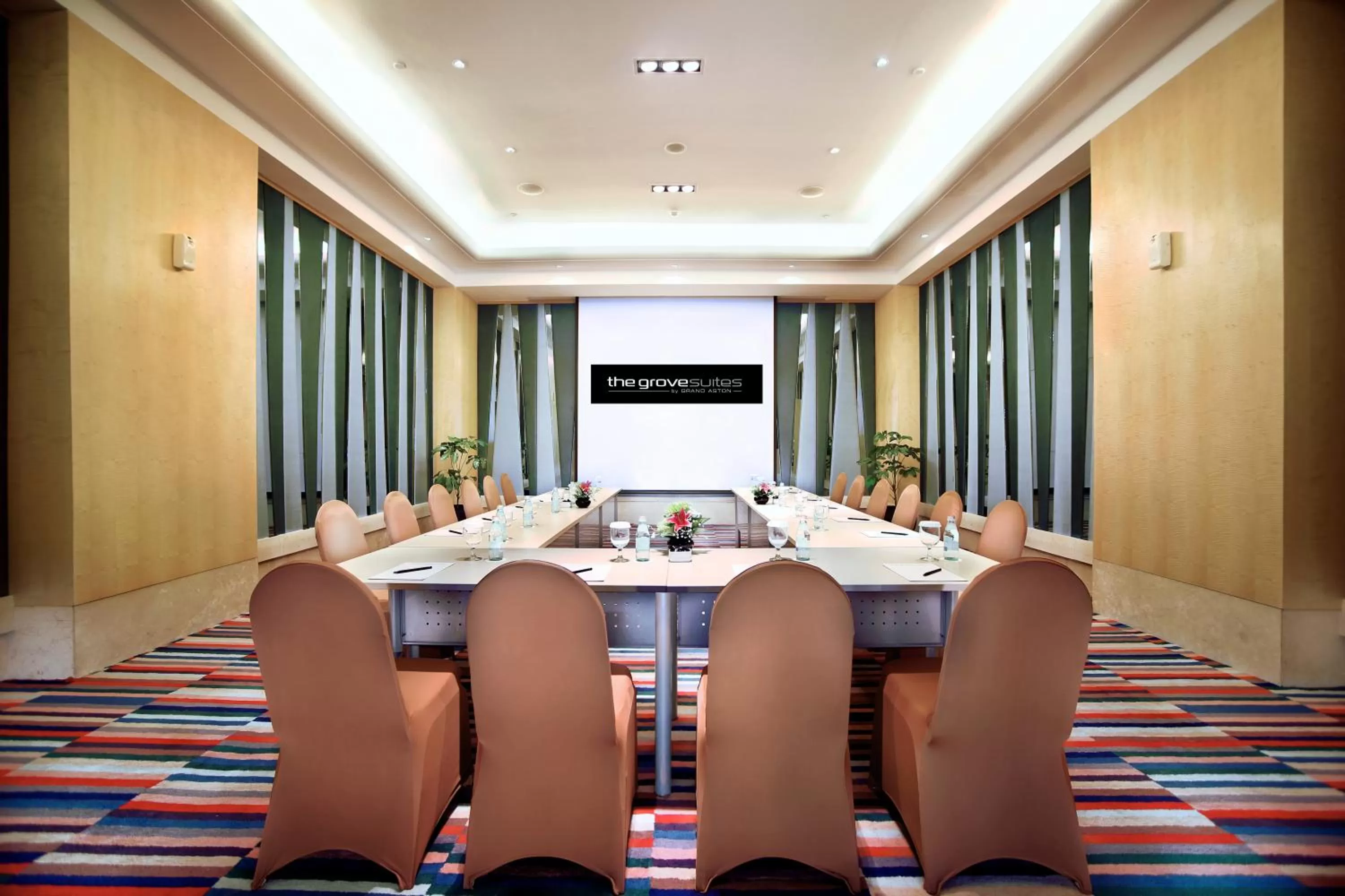 Business facilities in The Grove Suites by Grand Aston
