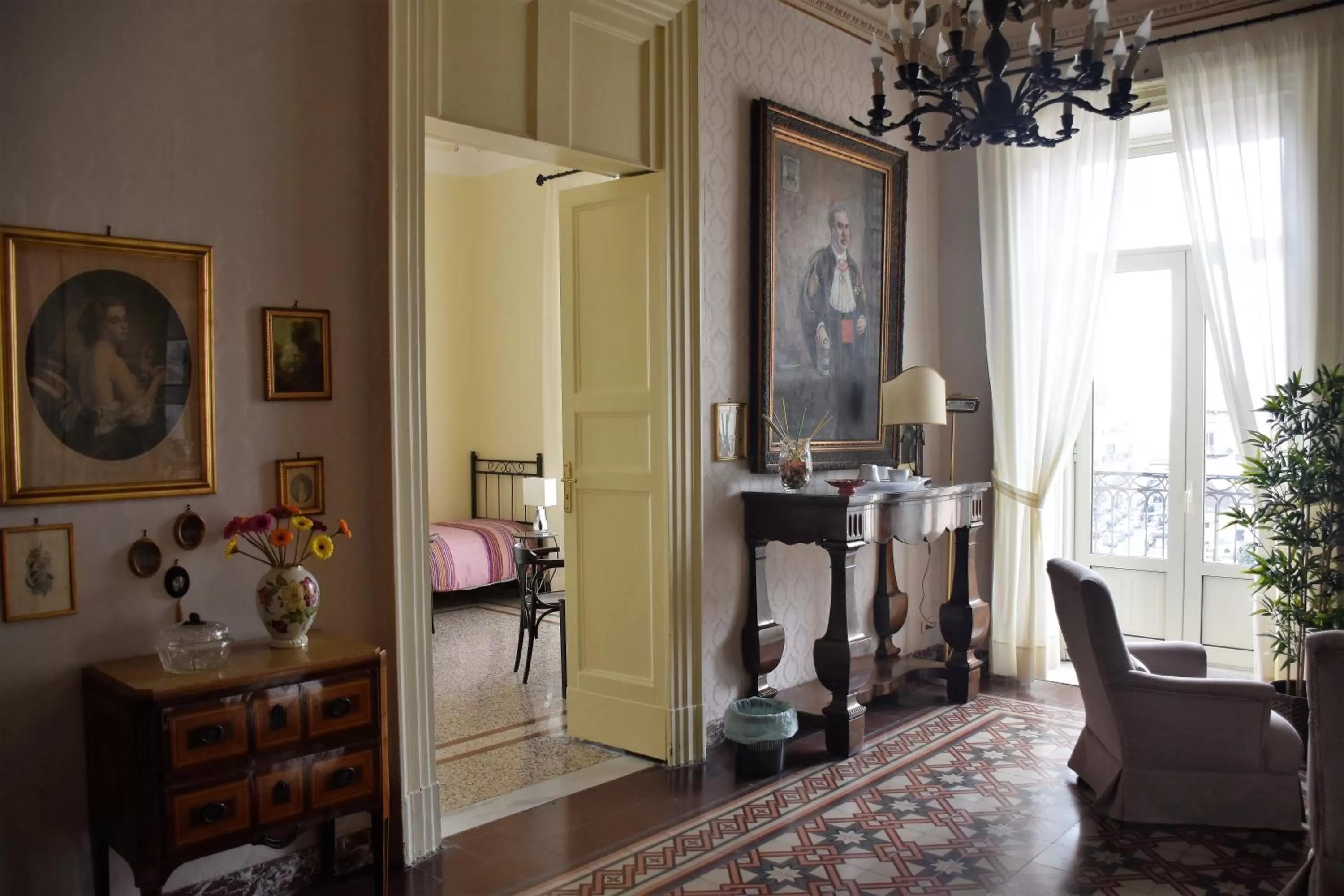 Photo of the whole room in B&B al Teatro Massimo