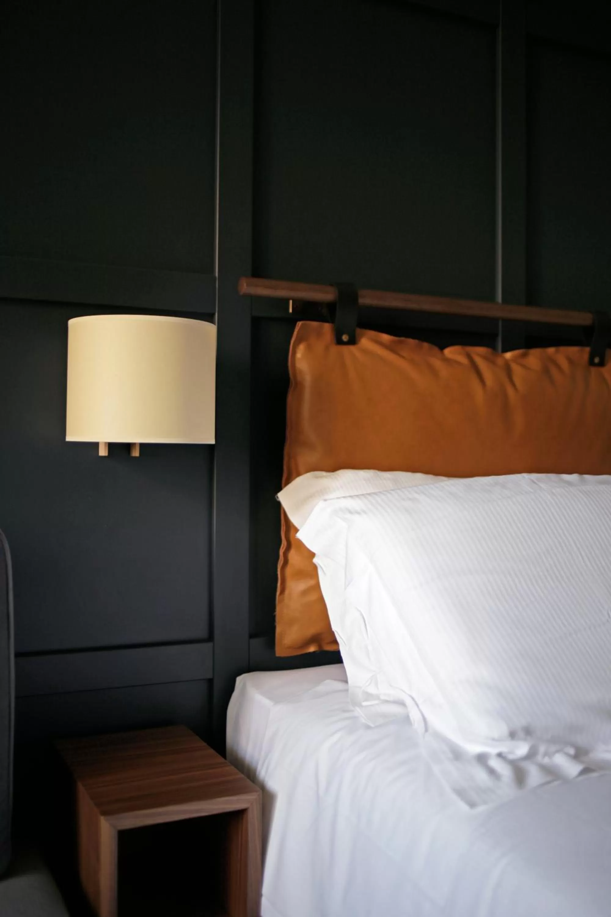 Decorative detail, Bed in c-hotels Club House Roma