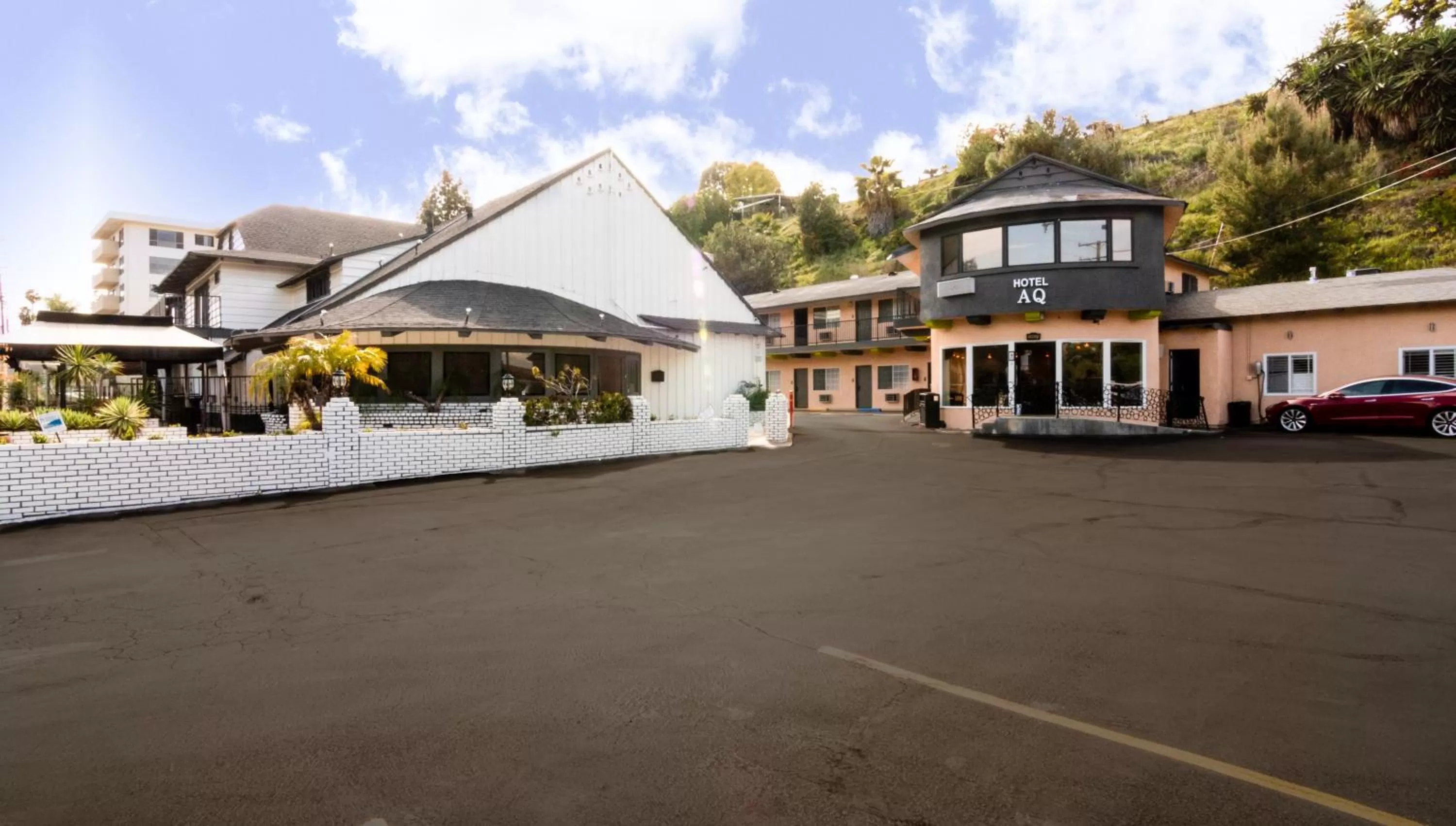 Property building in Americas Best Value Inn Rancho Palos Verdes