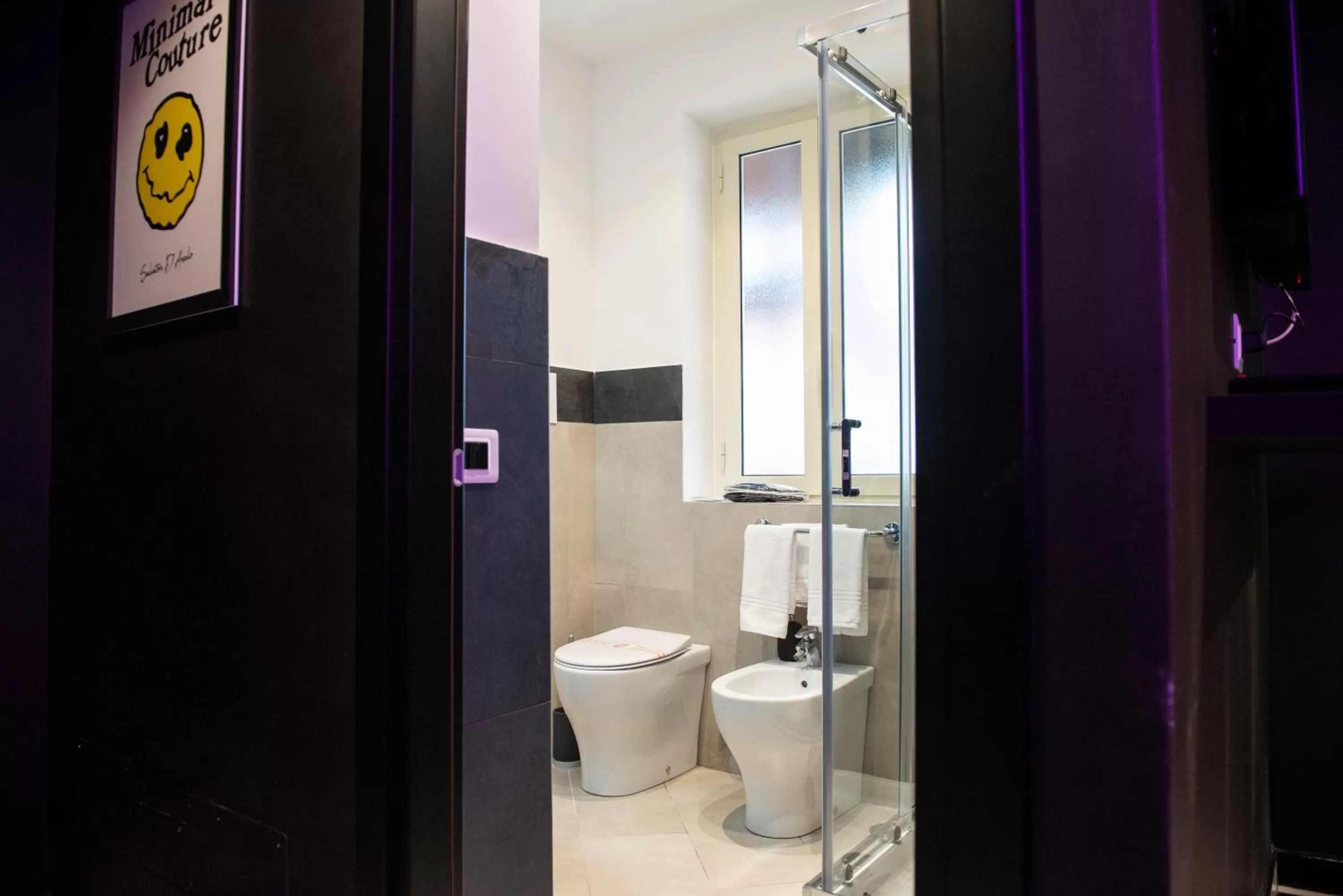 Bathroom in D'amelio'S suites