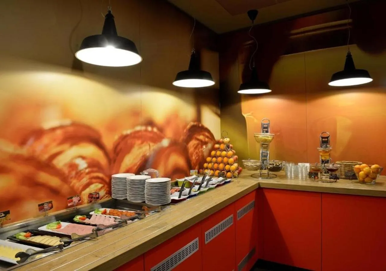 Breakfast in Nova Apartments