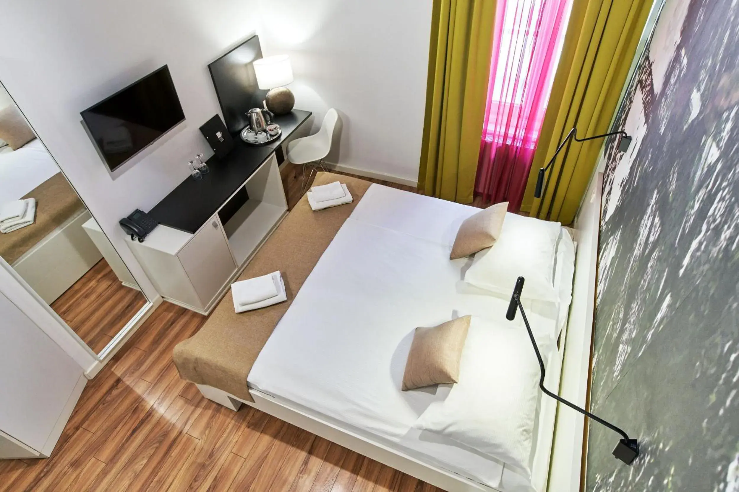 Comfort Double Room in Art Hotel Like Comfort Double Room in Art Hotel Like