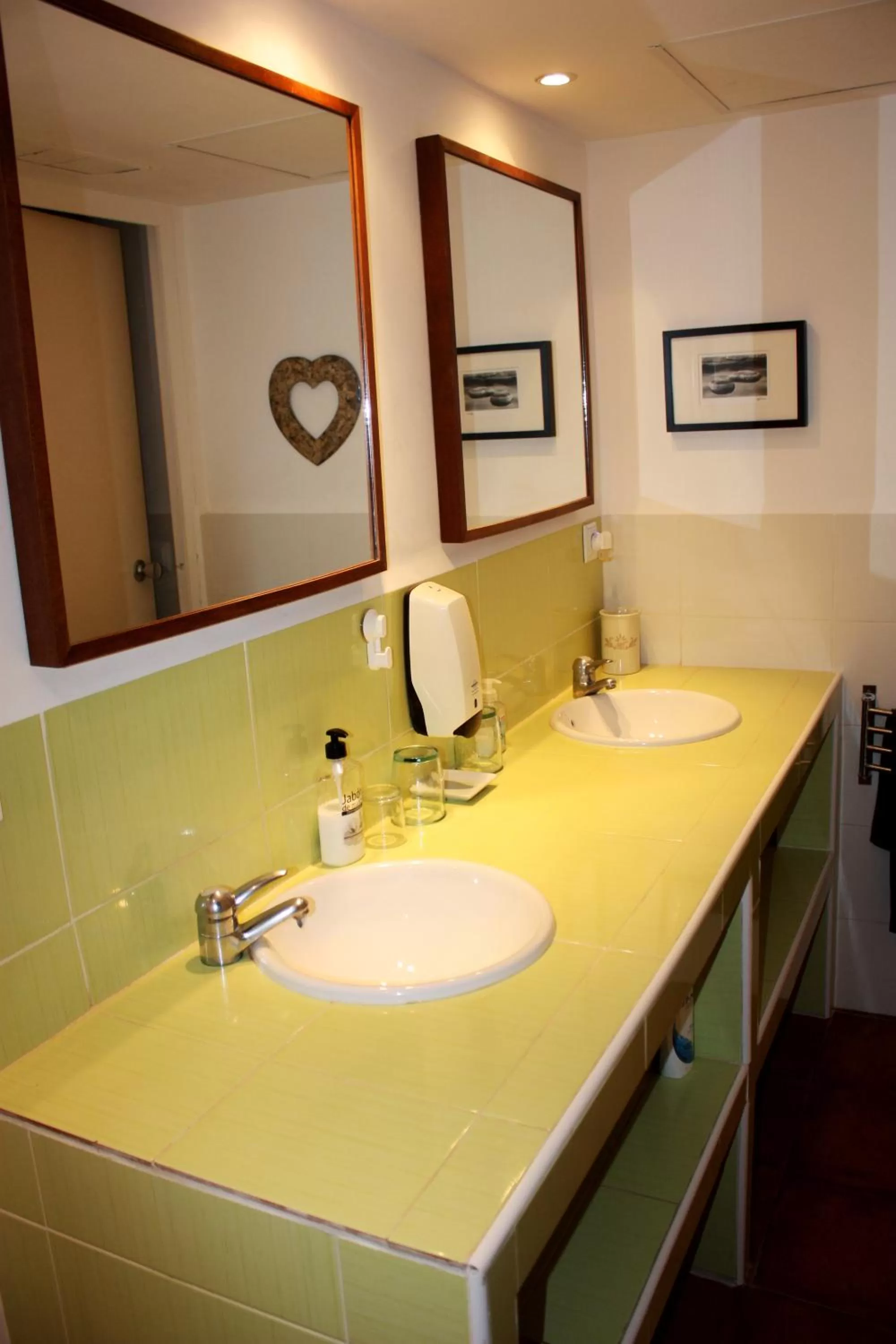 Bathroom in B&B Inés