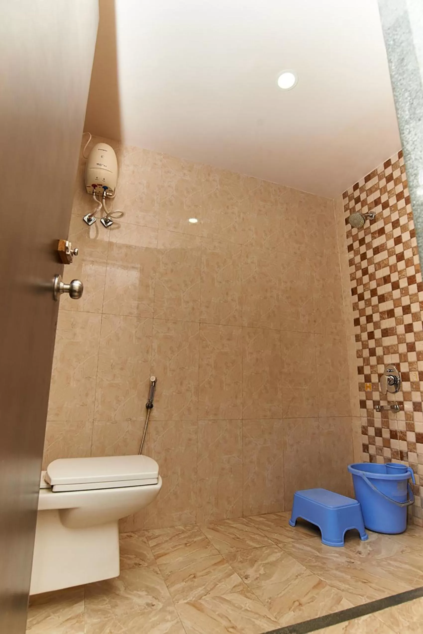 Bathroom in Hotel Sai Bansi