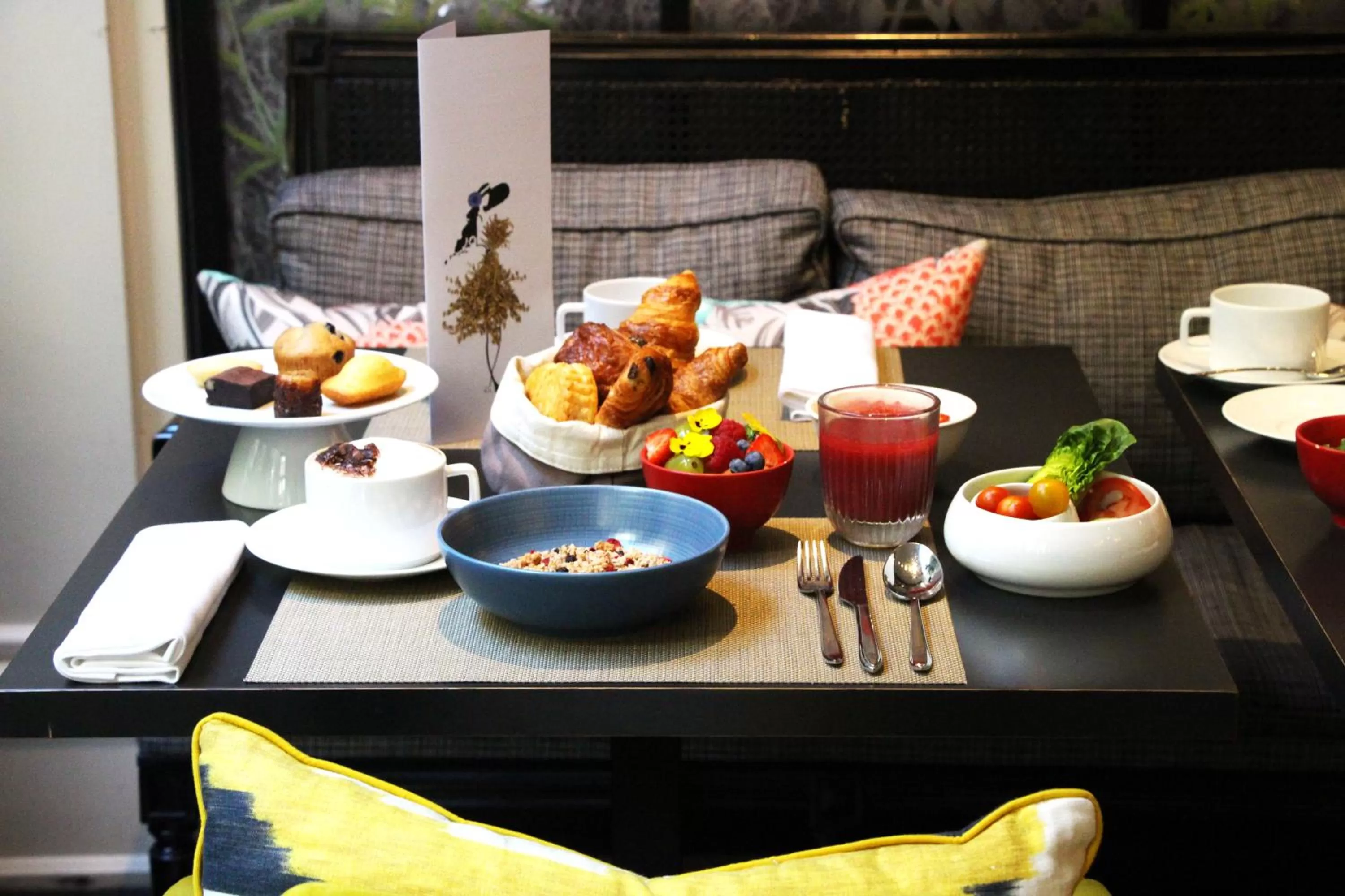 Continental breakfast in Sofitel Paris Le Faubourg