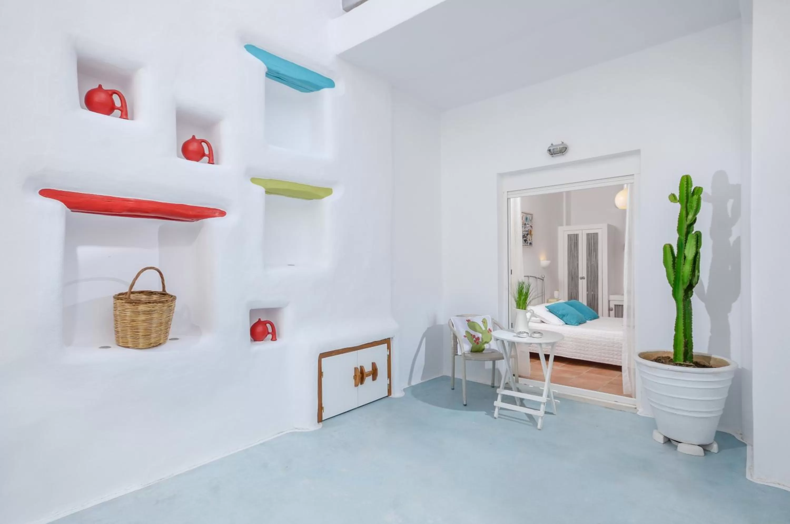 Decorative detail in Adriani Hotel