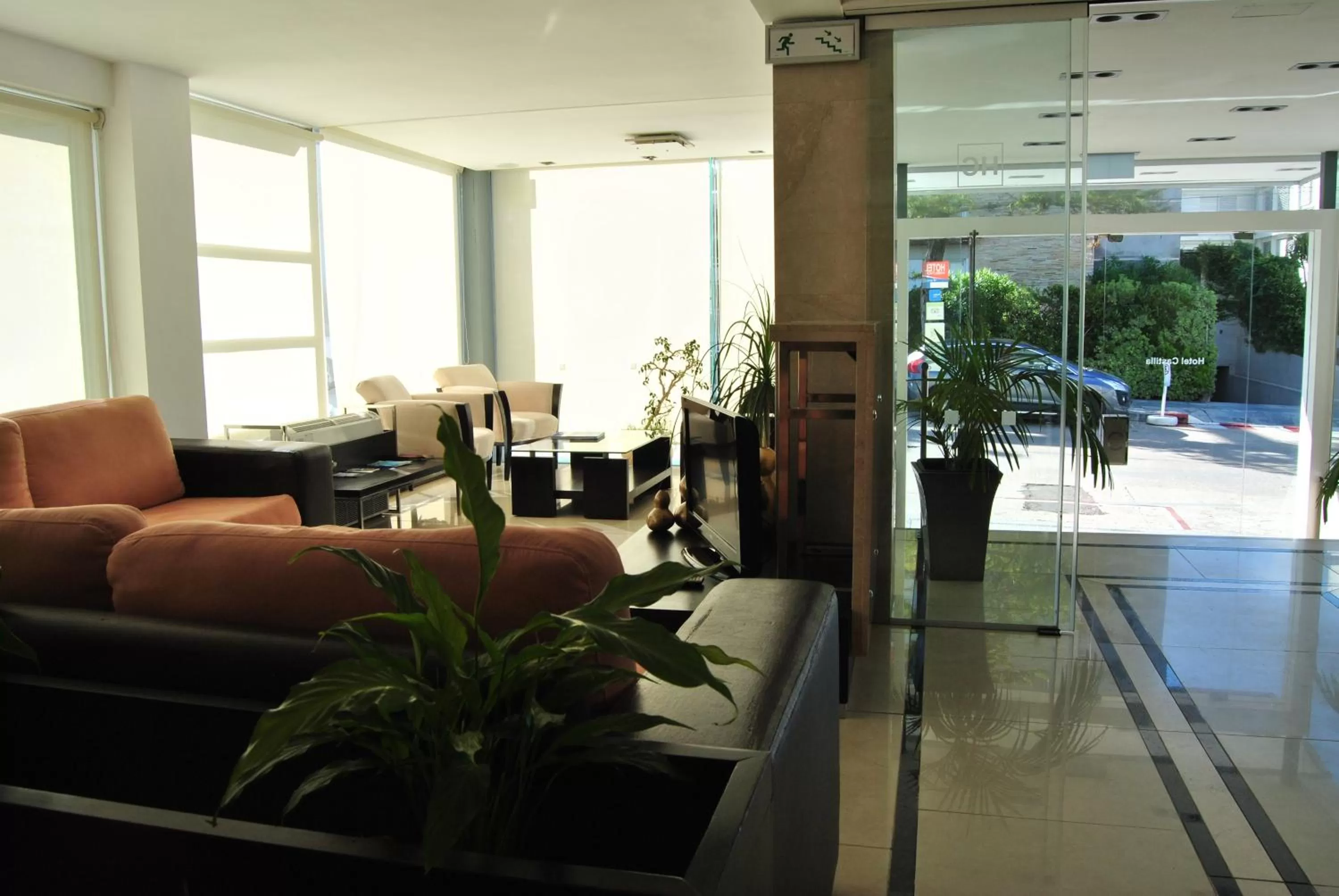 Lobby or reception in Hotel Castilla