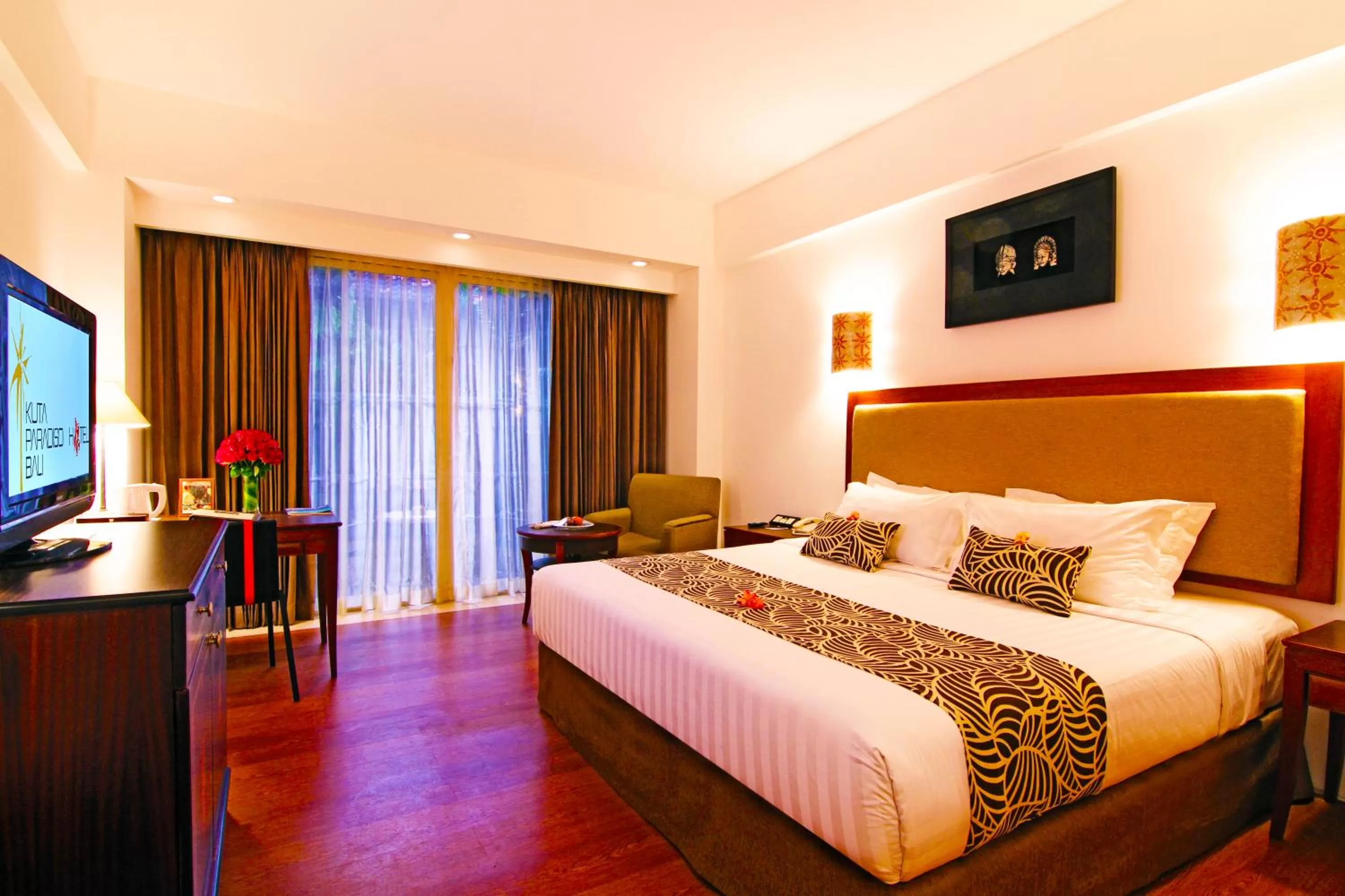 Deluxe Double or Twin Room with Free Airport Transfer in Kuta Paradiso Hotel