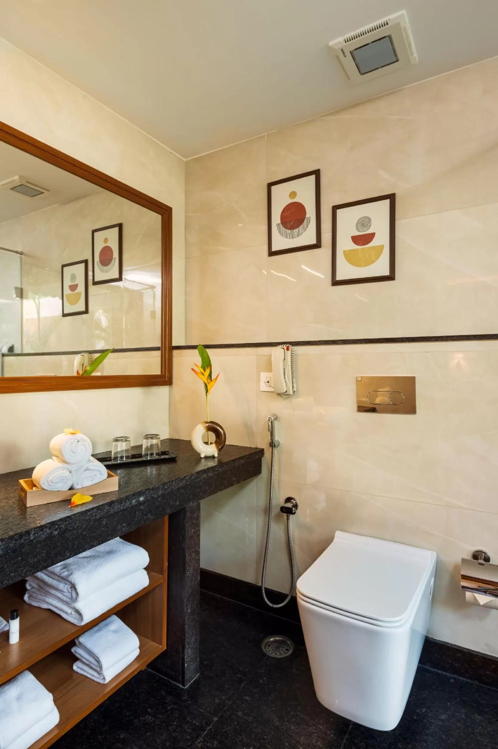 Bathroom in Denissons Beach Resort, formerly Gamyam Retreat
