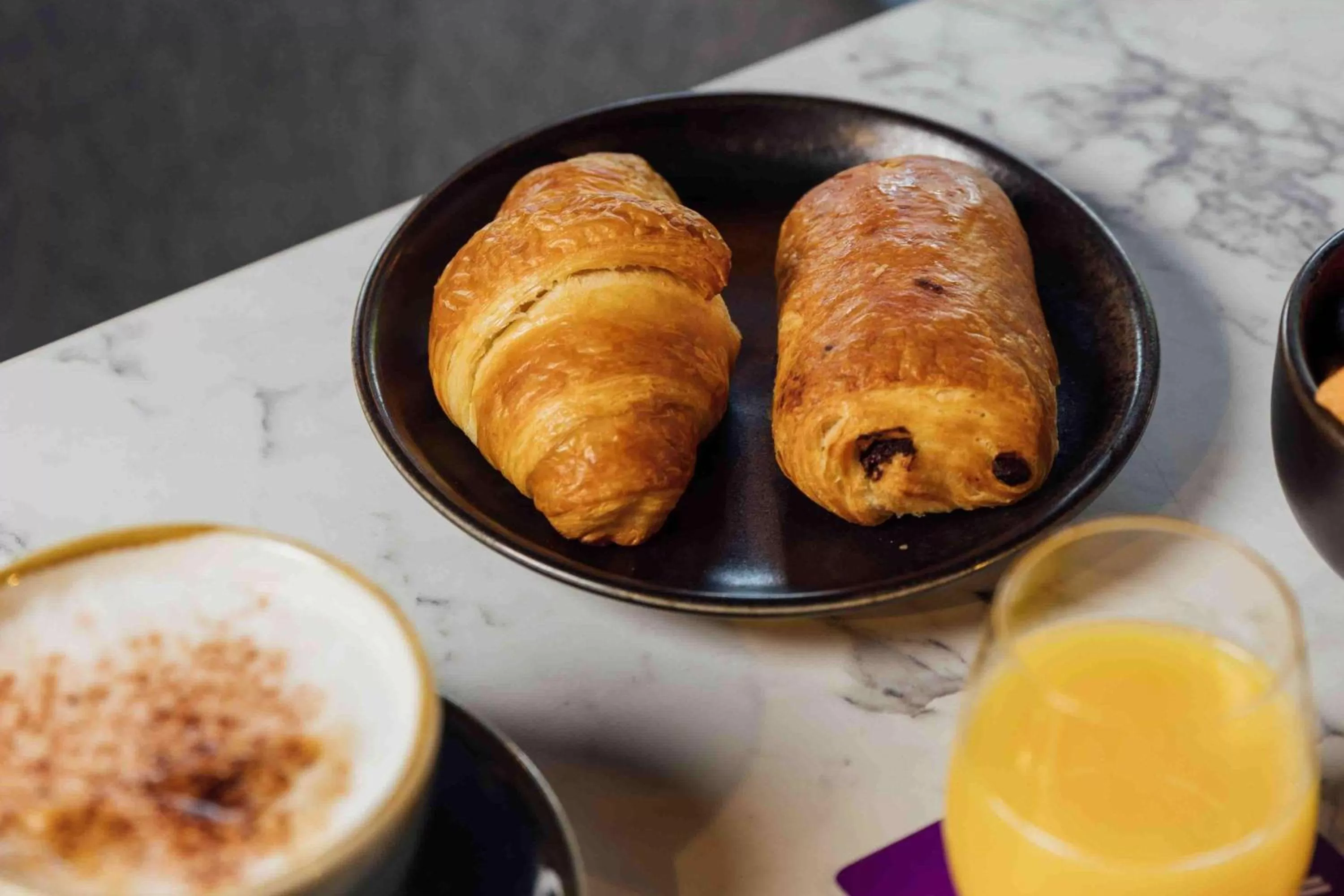 Restaurant/places to eat in YOTELPAD Miami