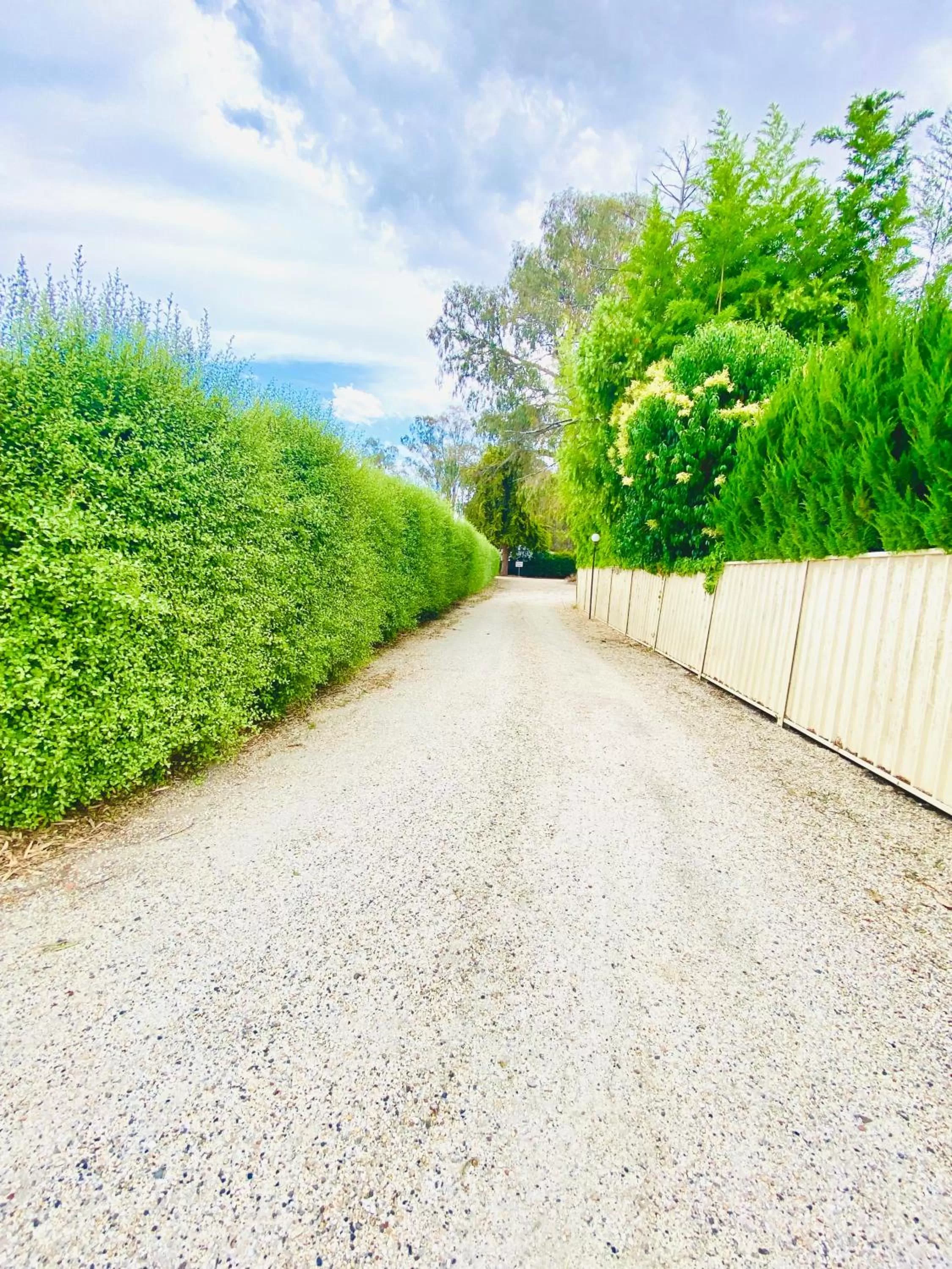 Auto Lodge Motor Inn