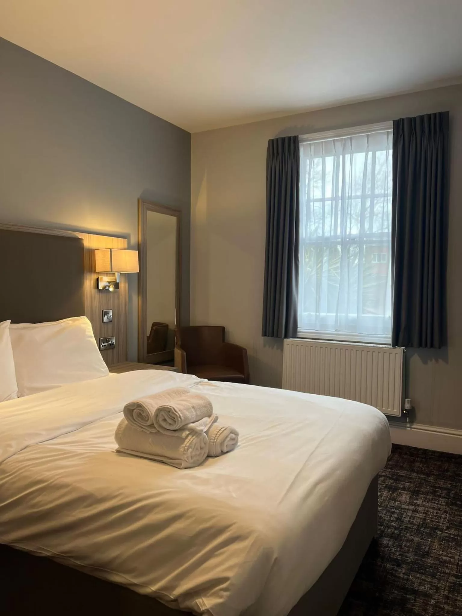 Photo of the whole room, Bed in St Andrews Town Hotel