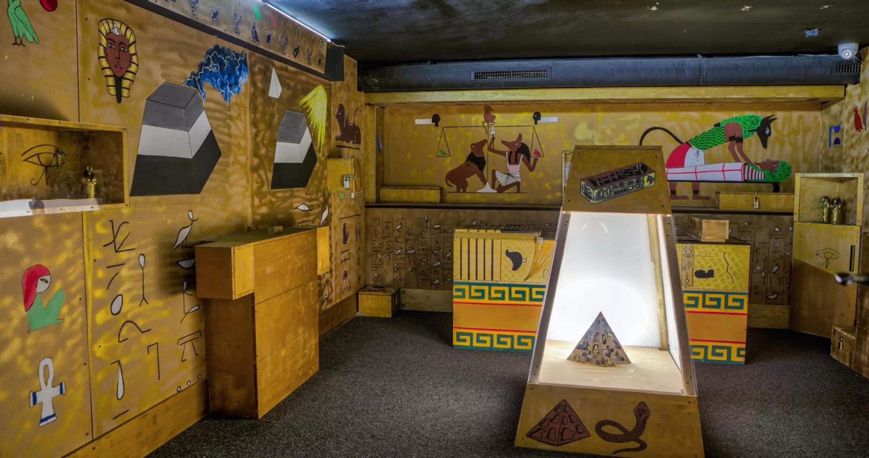 Evening entertainment in Alpin Resort Hotel