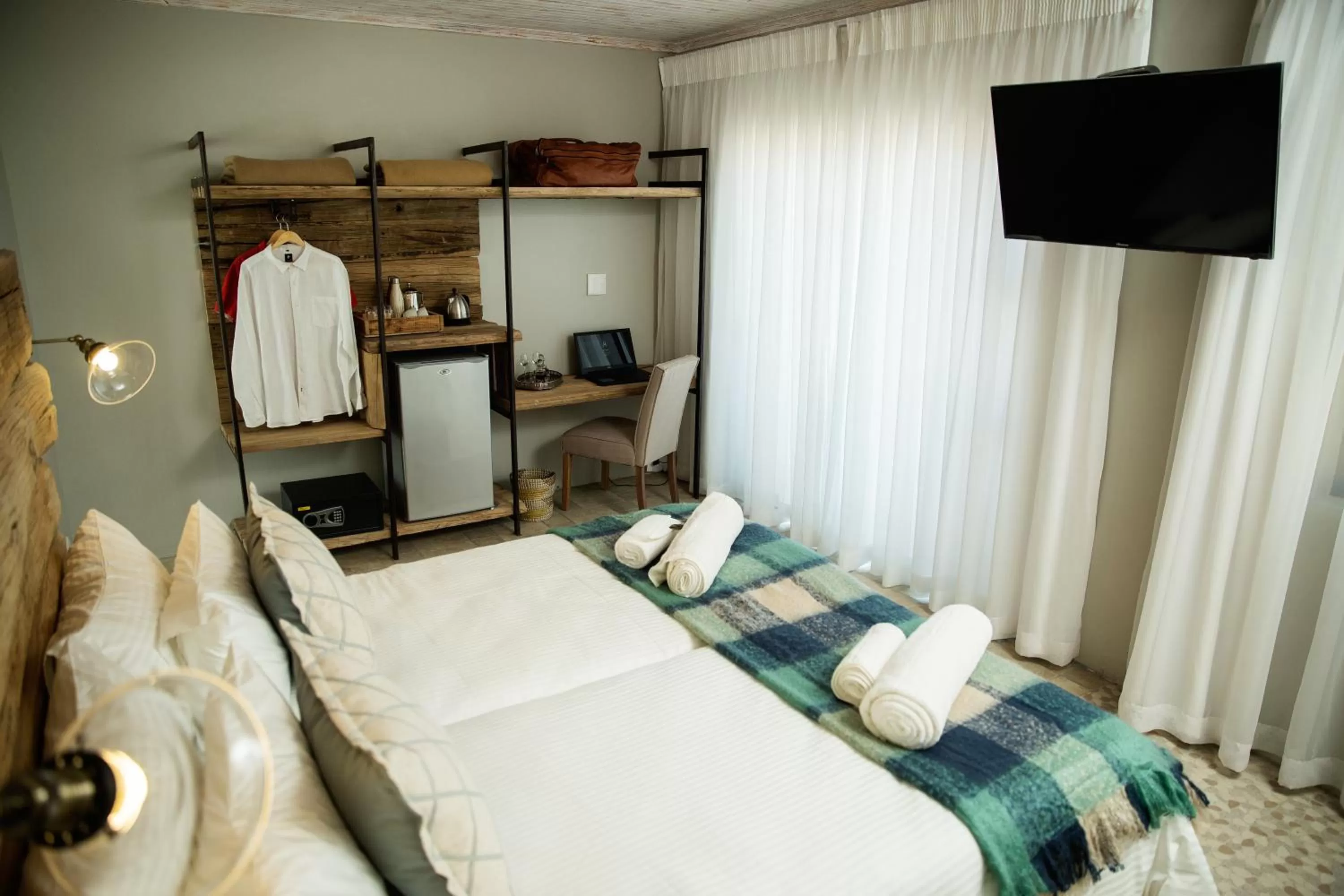 Bed in Driftwood Guesthouse