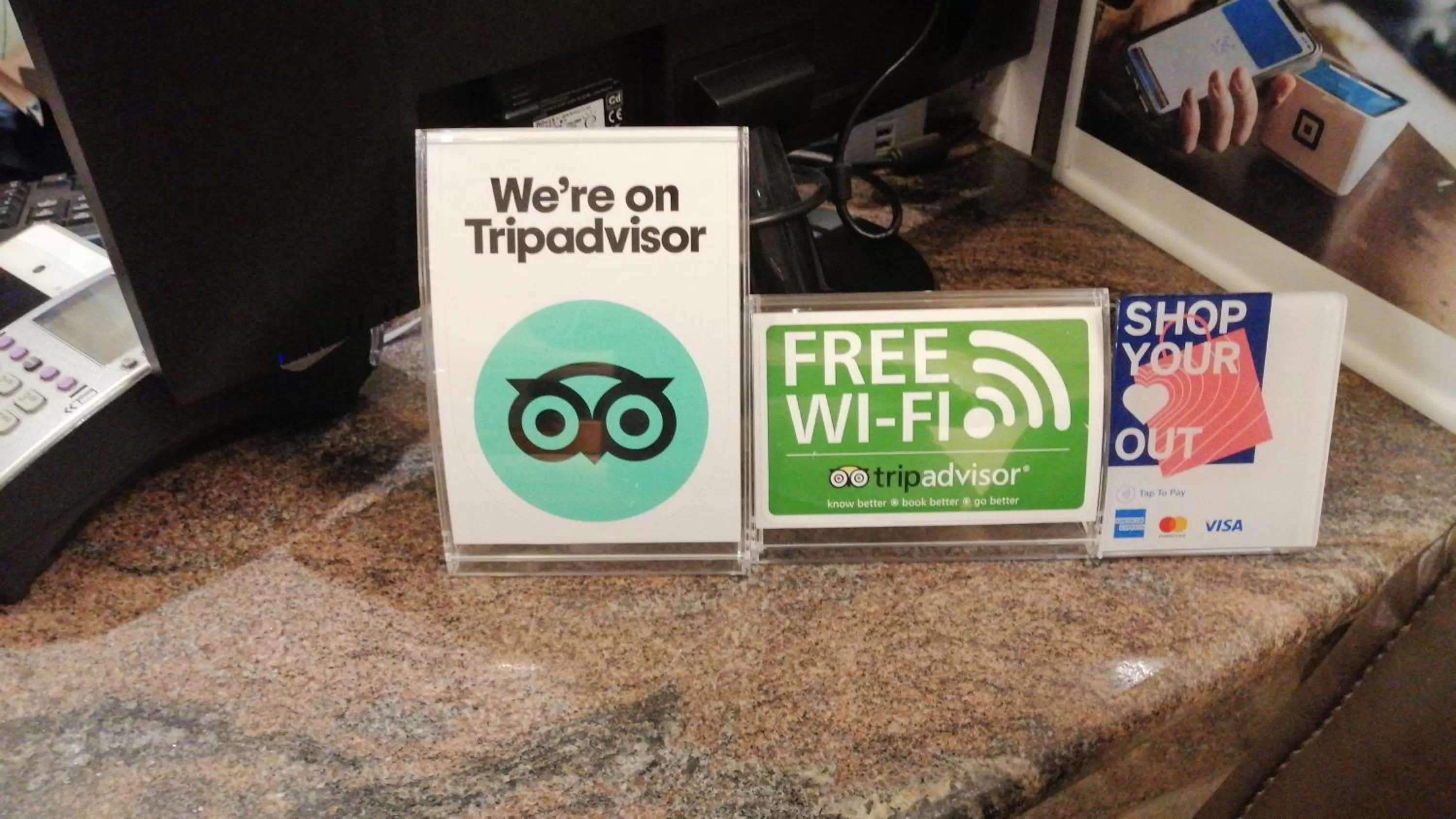 Lobby or reception in Nizwa Hotel Apartments