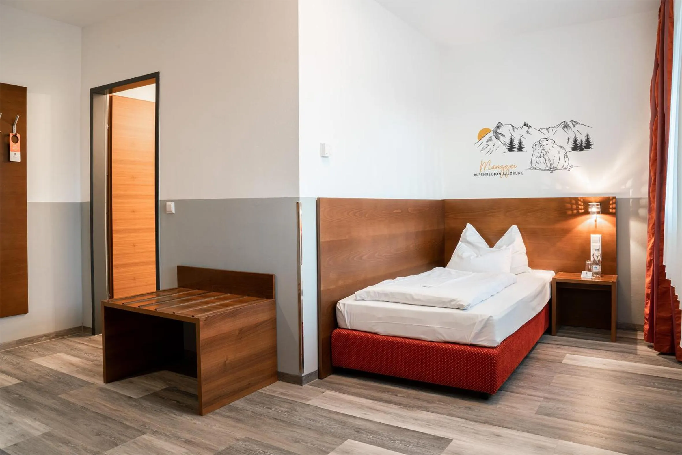 Bed in Best Western Hotel am Walserberg