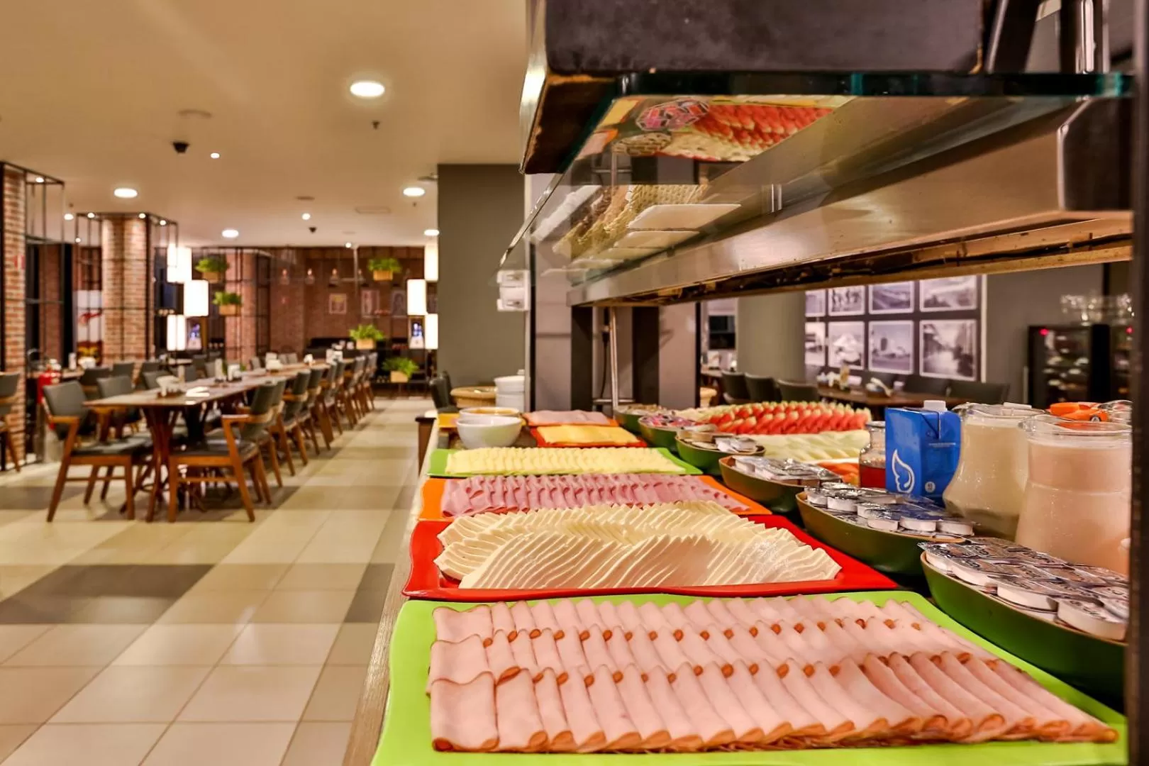 Restaurant/places to eat in eSuítes Congonhas by Atlantica