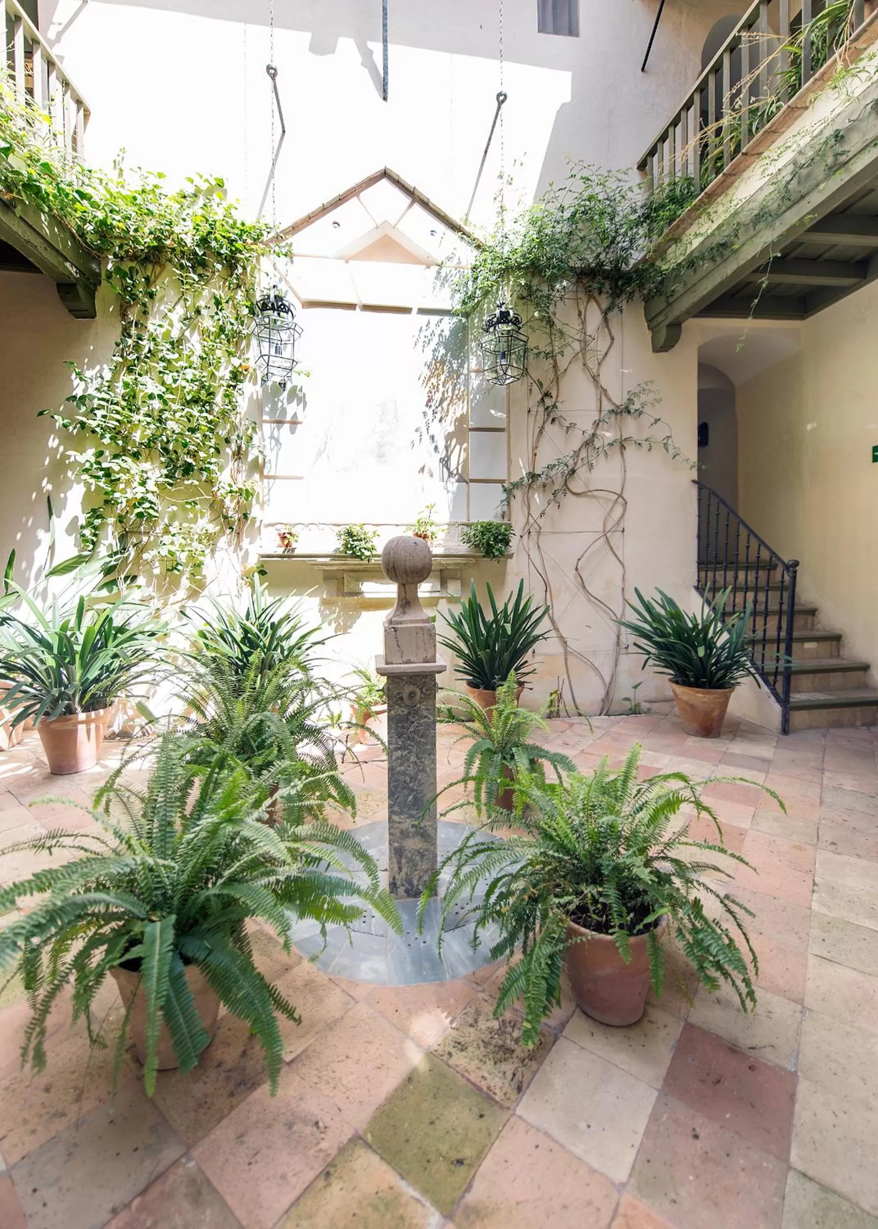 Patio in Hotel Las Casas de la Judería