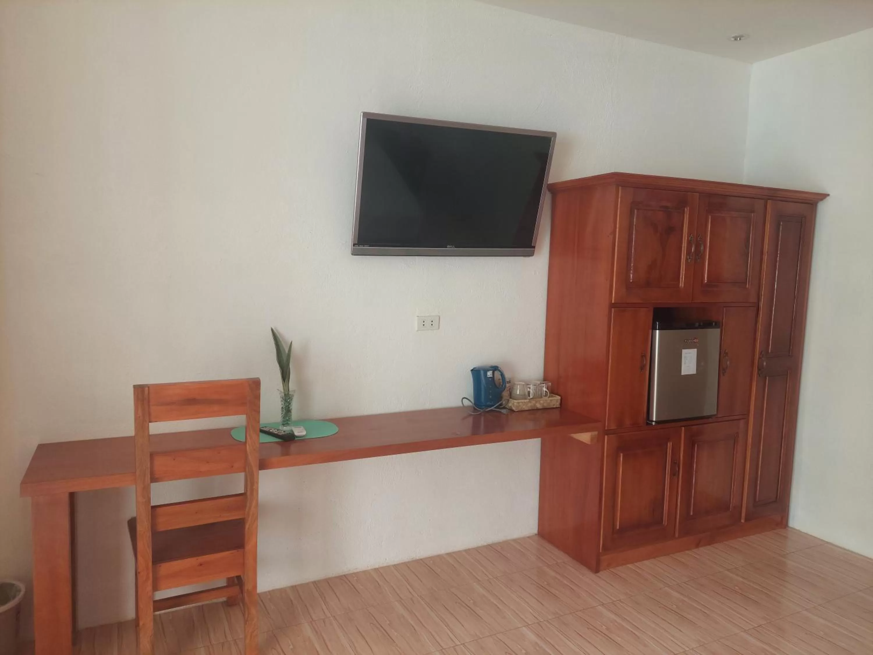 TV and multimedia in Becano Restobar and Resort