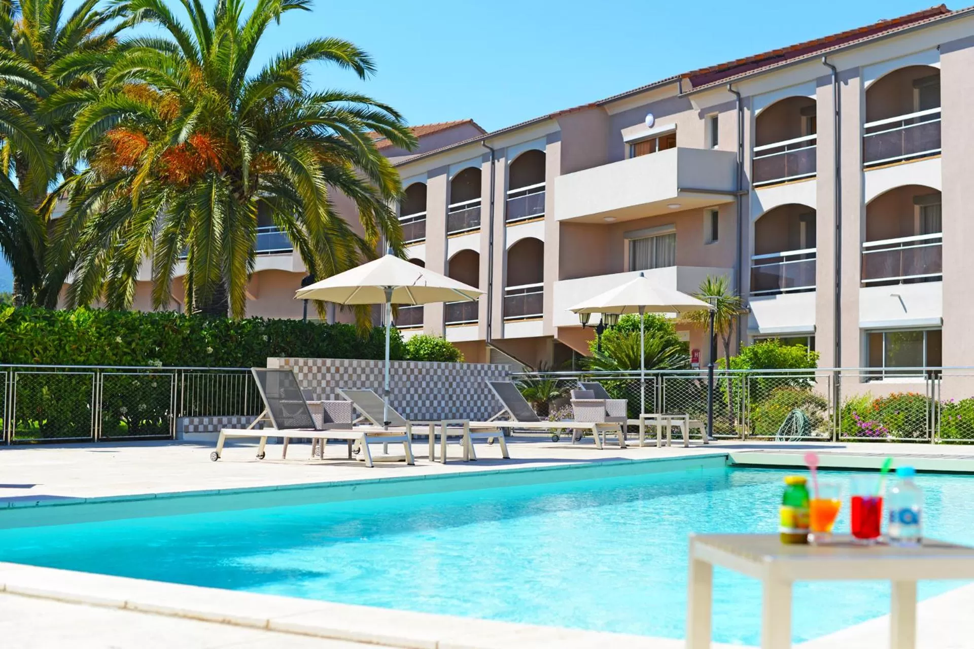 Property building in Hotel Poretta