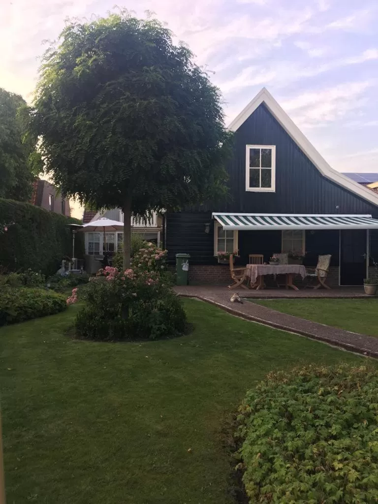 Property Building in B&B De Singel